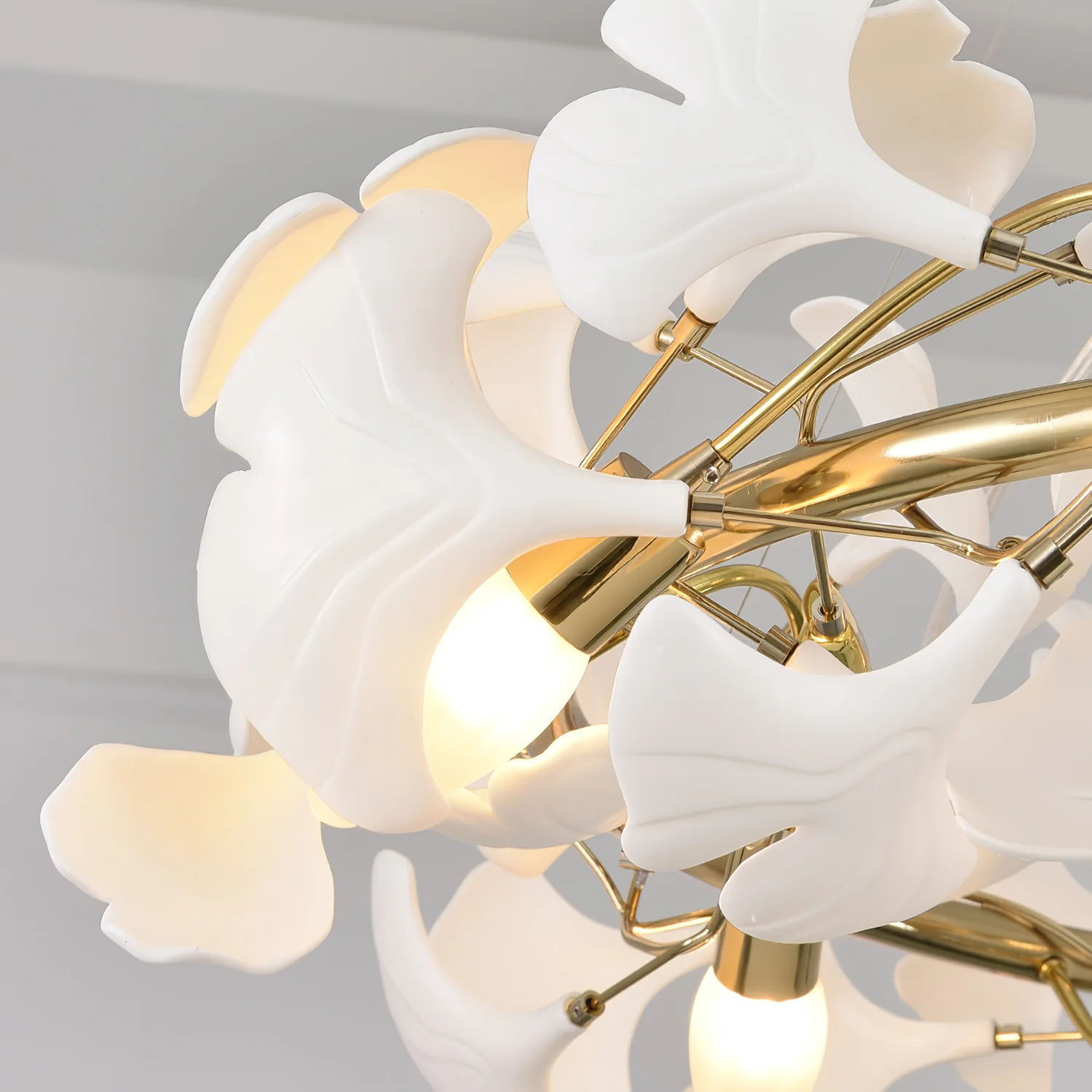 Eurzoris Gingko Metal Leaf Chandelier - Letslighting