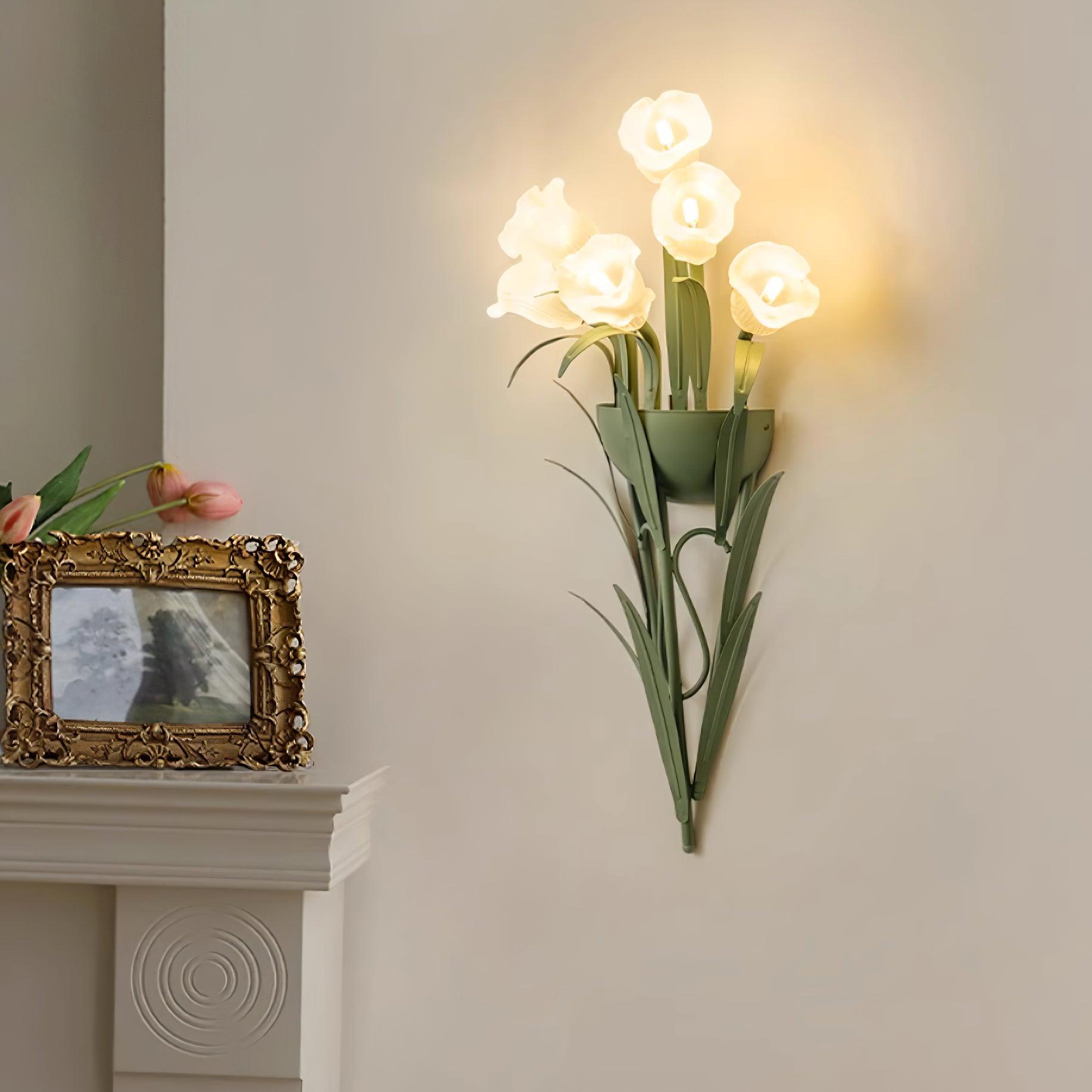 Lunafleur Lily Wall Lamp - Letslighting