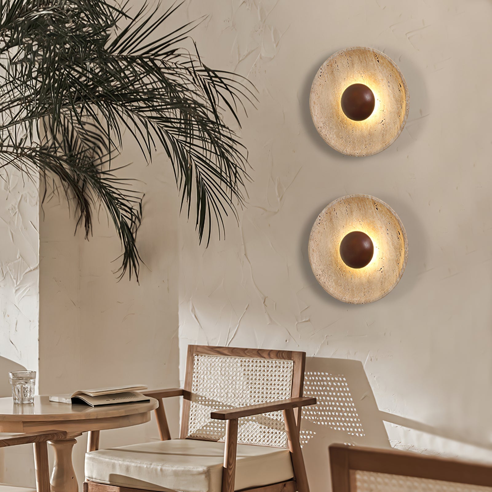 Ritta Lámpara de Pared Sun de Travertino