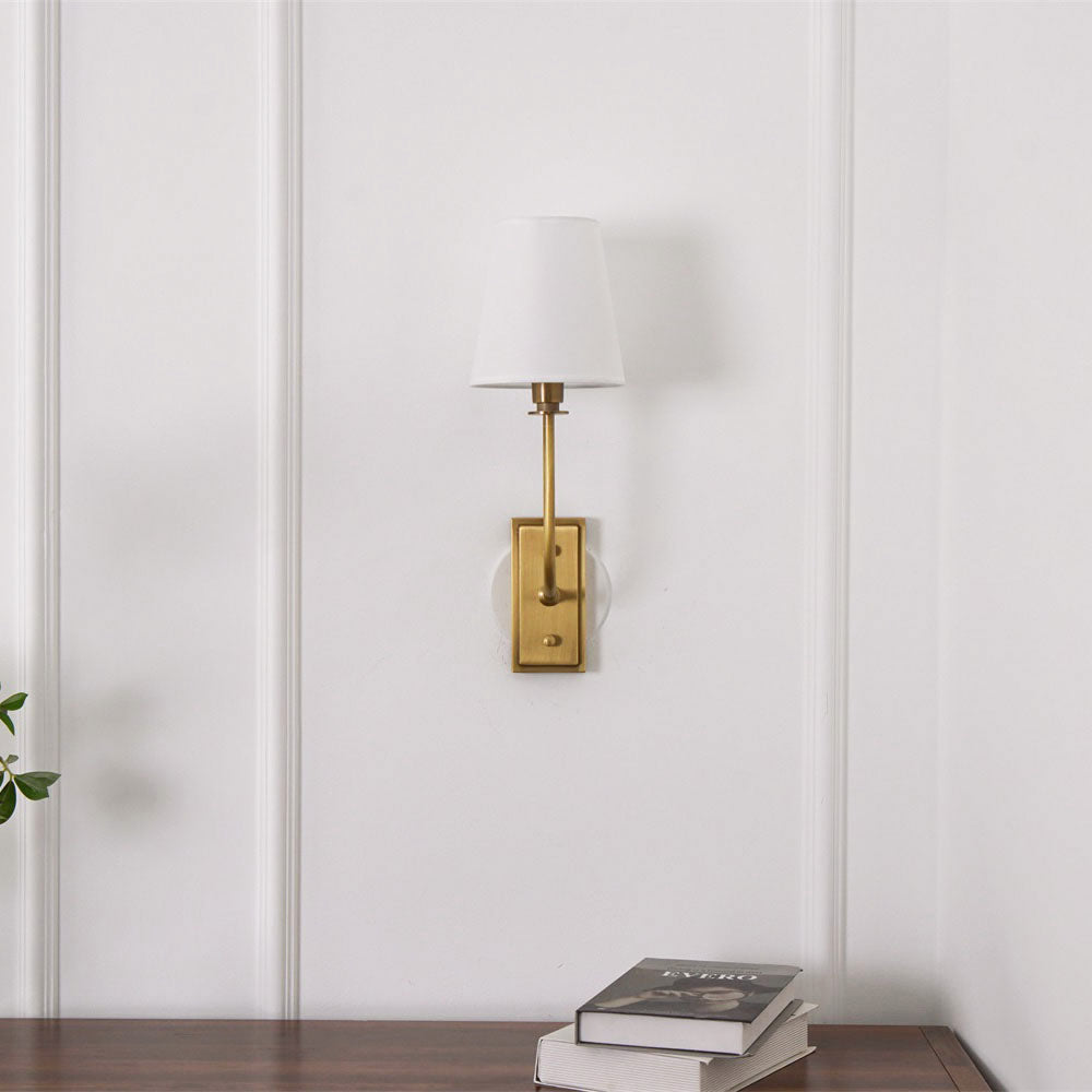 Silva Lámpara de Pared con Pantalla Cónica de Tela