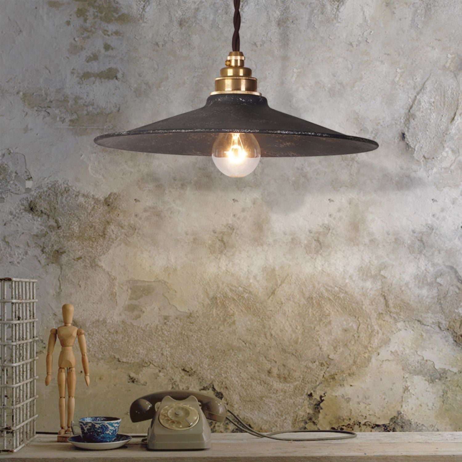 Zotheira Vintage Industrial Flat Metal Pendant Light - Lamp Copper