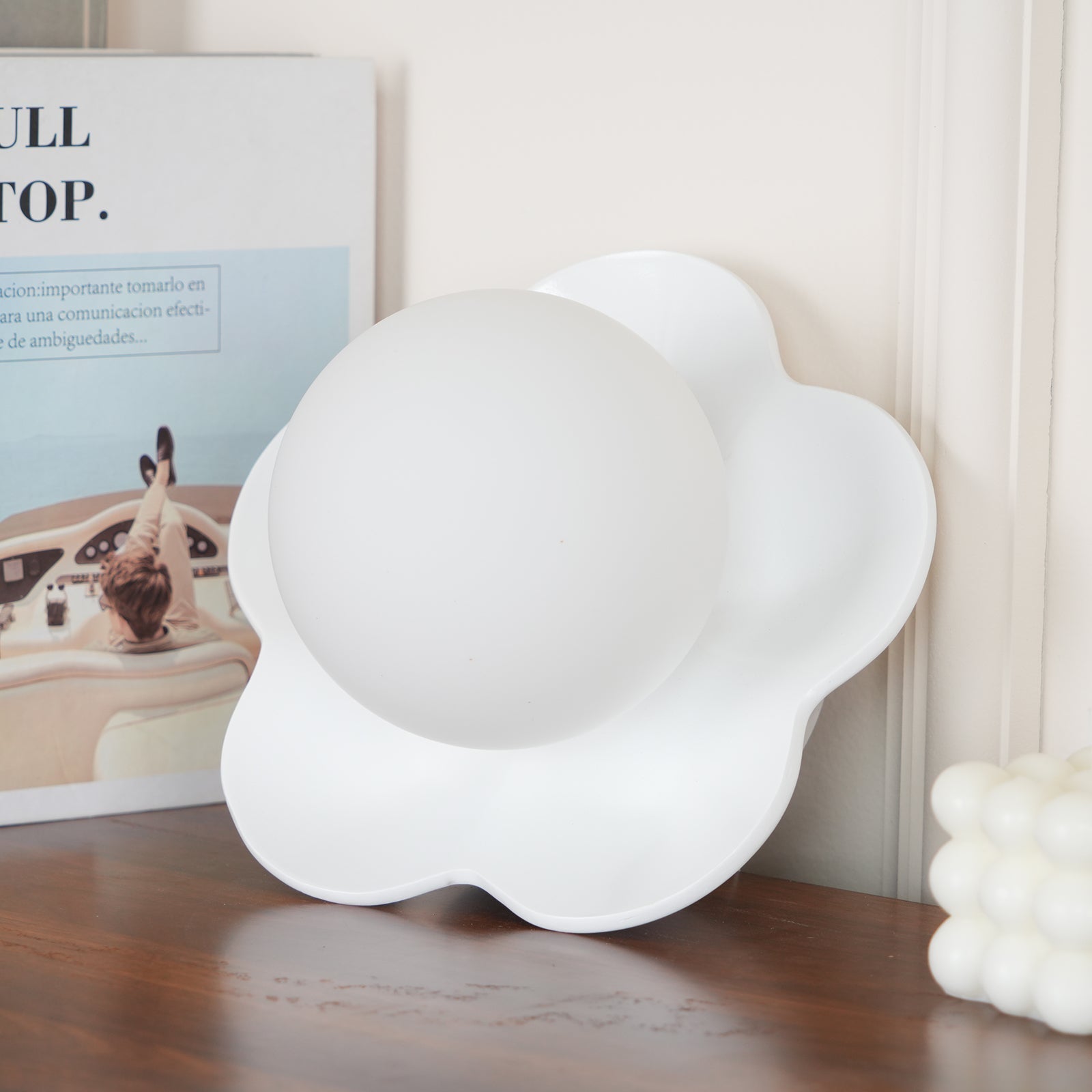 Petalia Wall Lamp - Letslighting