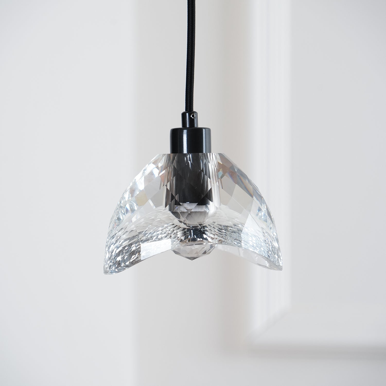 Latham Glass Pendant Lamp - Letslighting