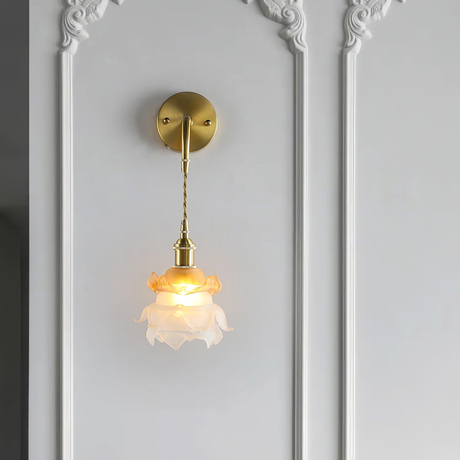 Laura Brass Wall Lamp - Letslighting