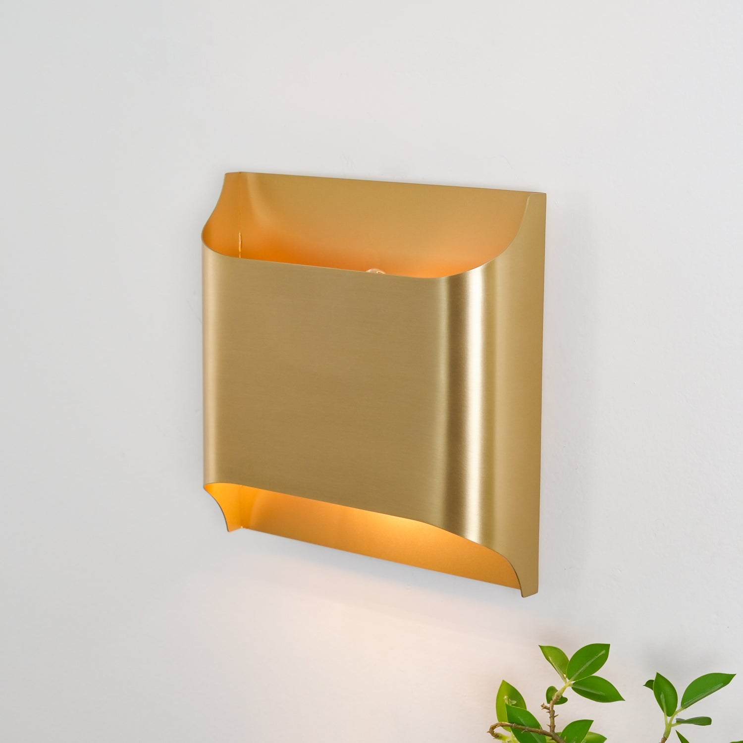 Leclerc Brass Wall Lamp - Letslighting