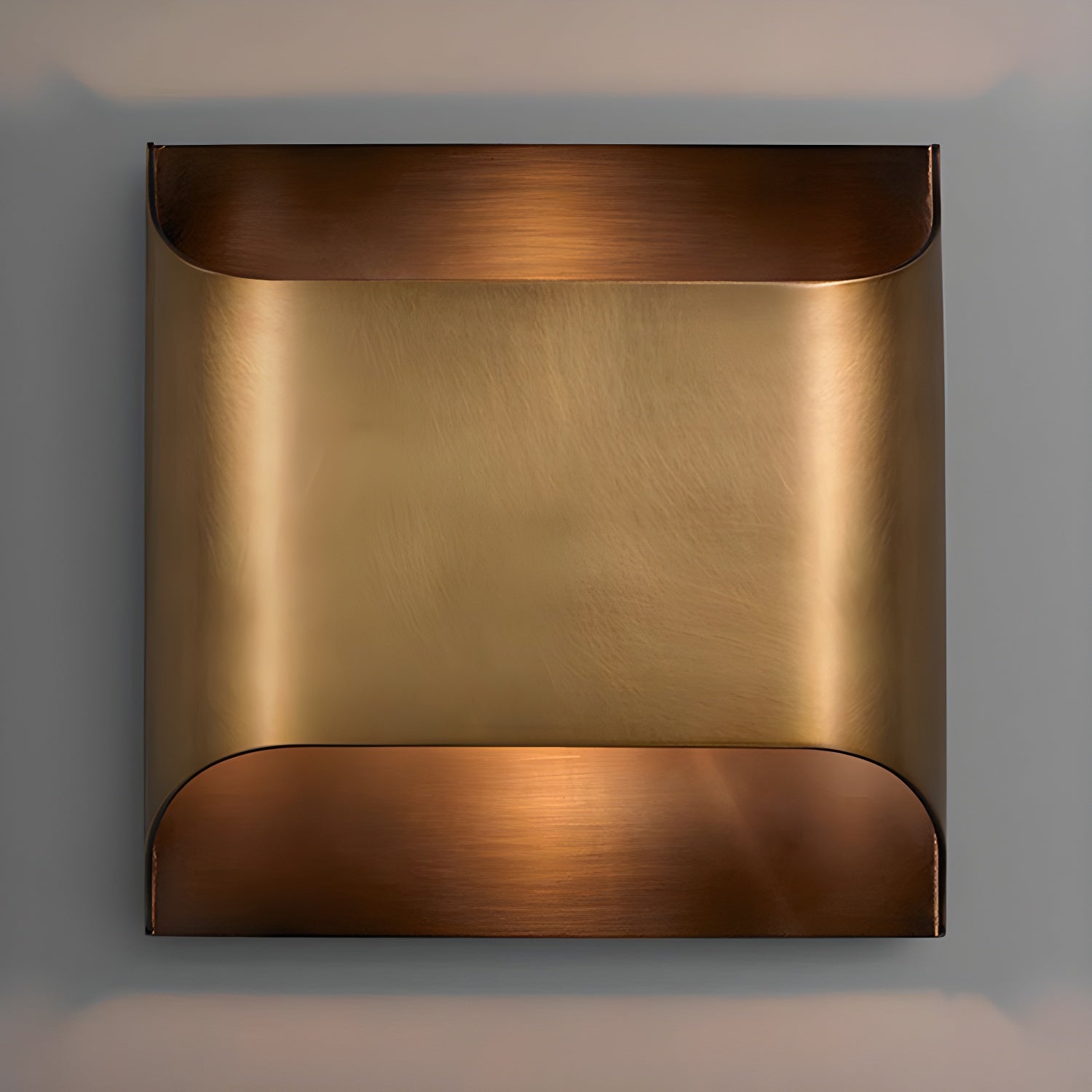 Leclerc Brass Wall Lamp - Letslighting
