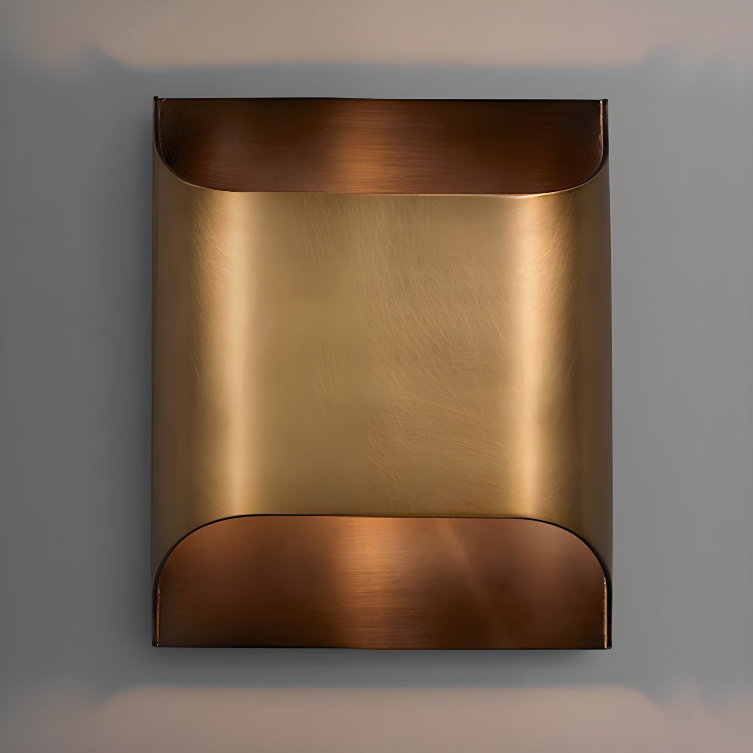 Leclerc Brass Wall Lamp - Letslighting