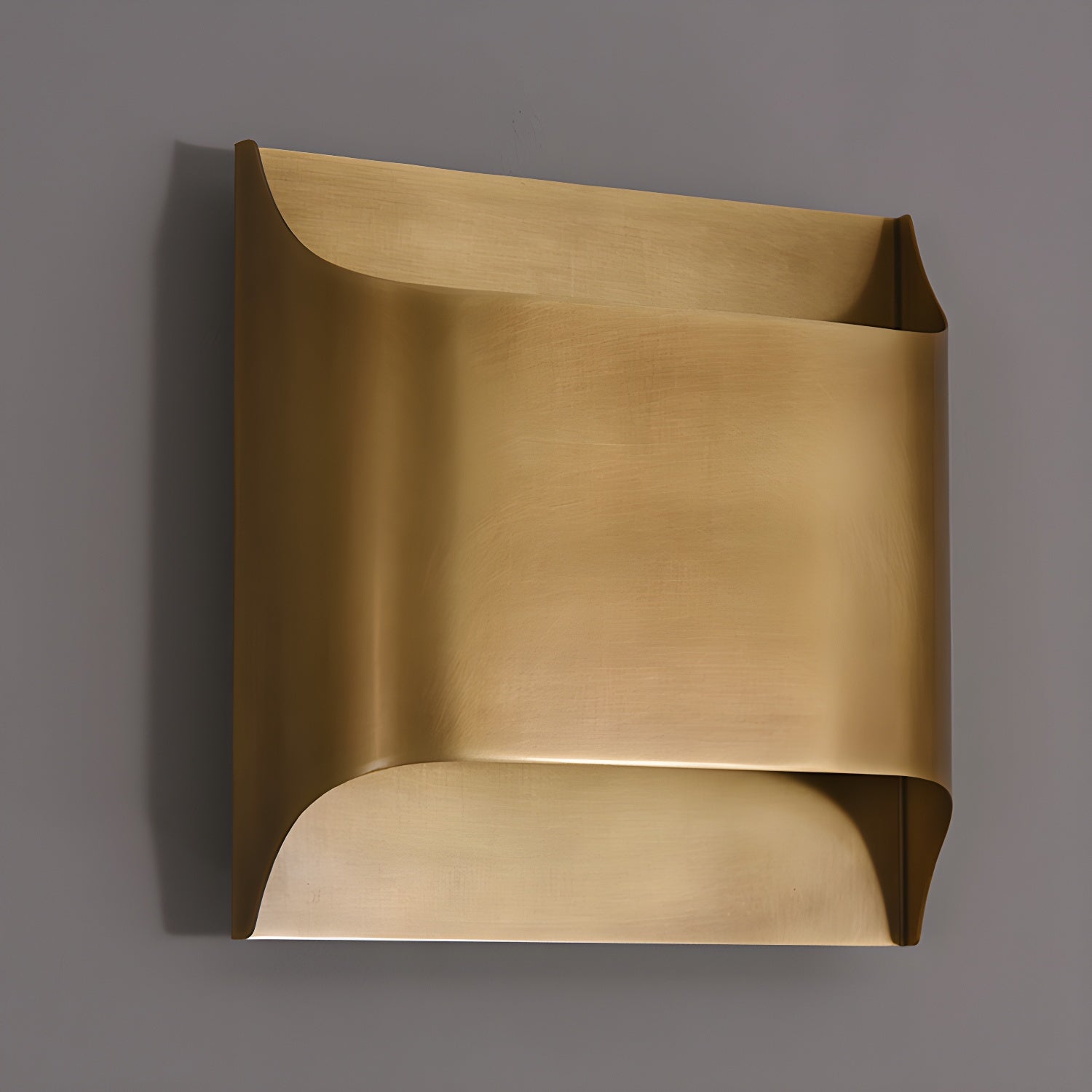 Leclerc Brass Wall Lamp - Letslighting