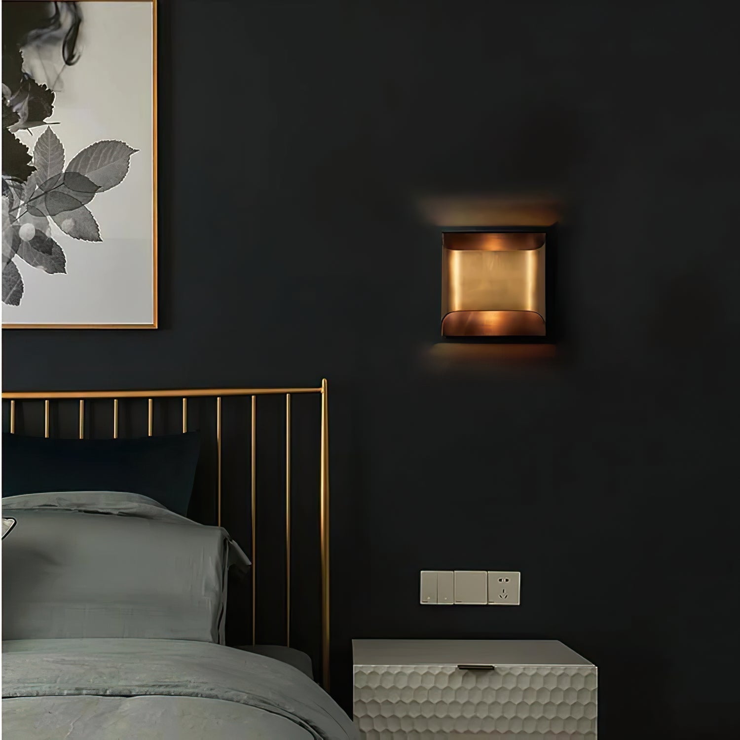Leclerc Brass Wall Lamp - Letslighting