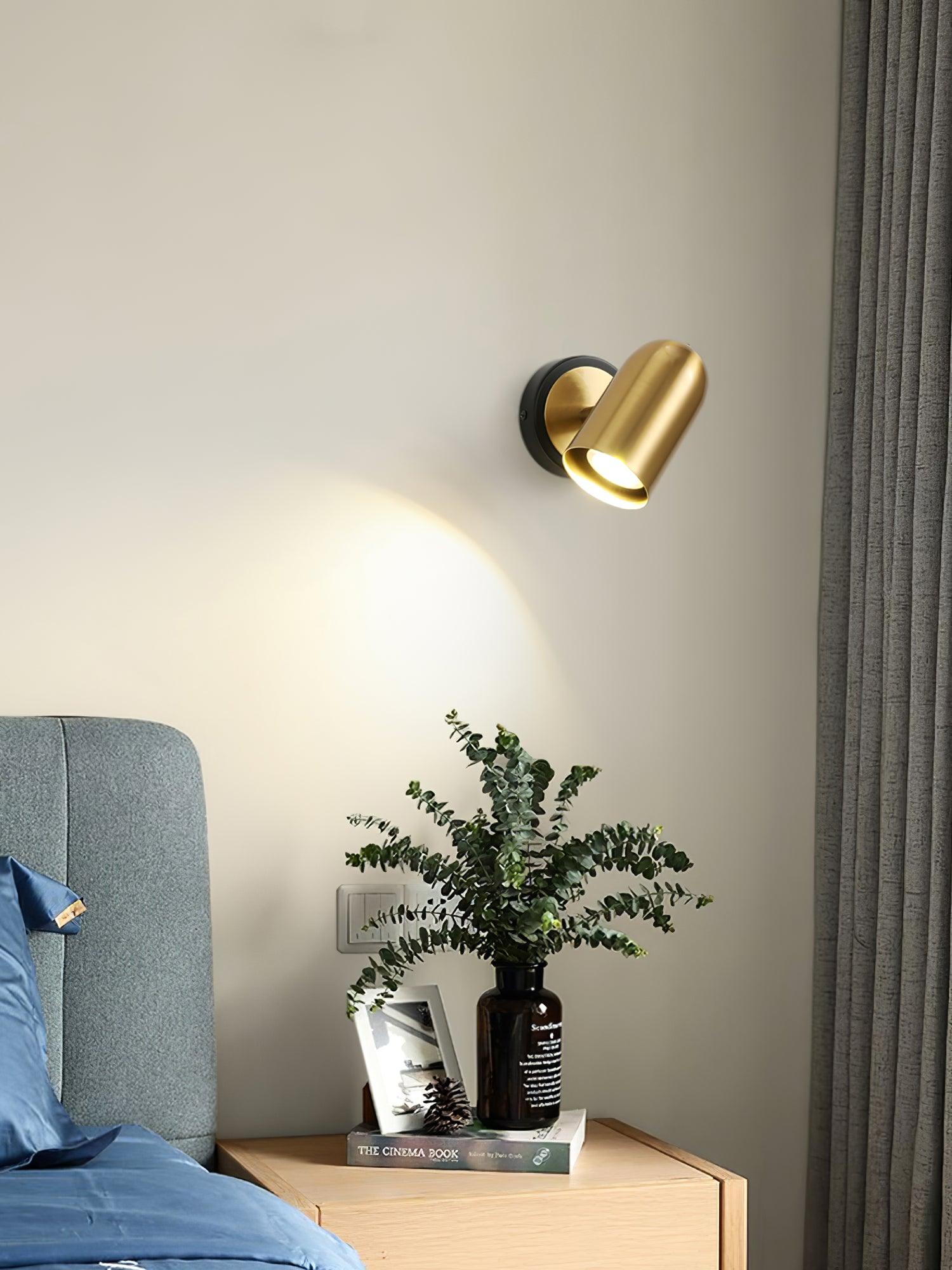 Leonardo Gold Wall Lamp - Letslighting