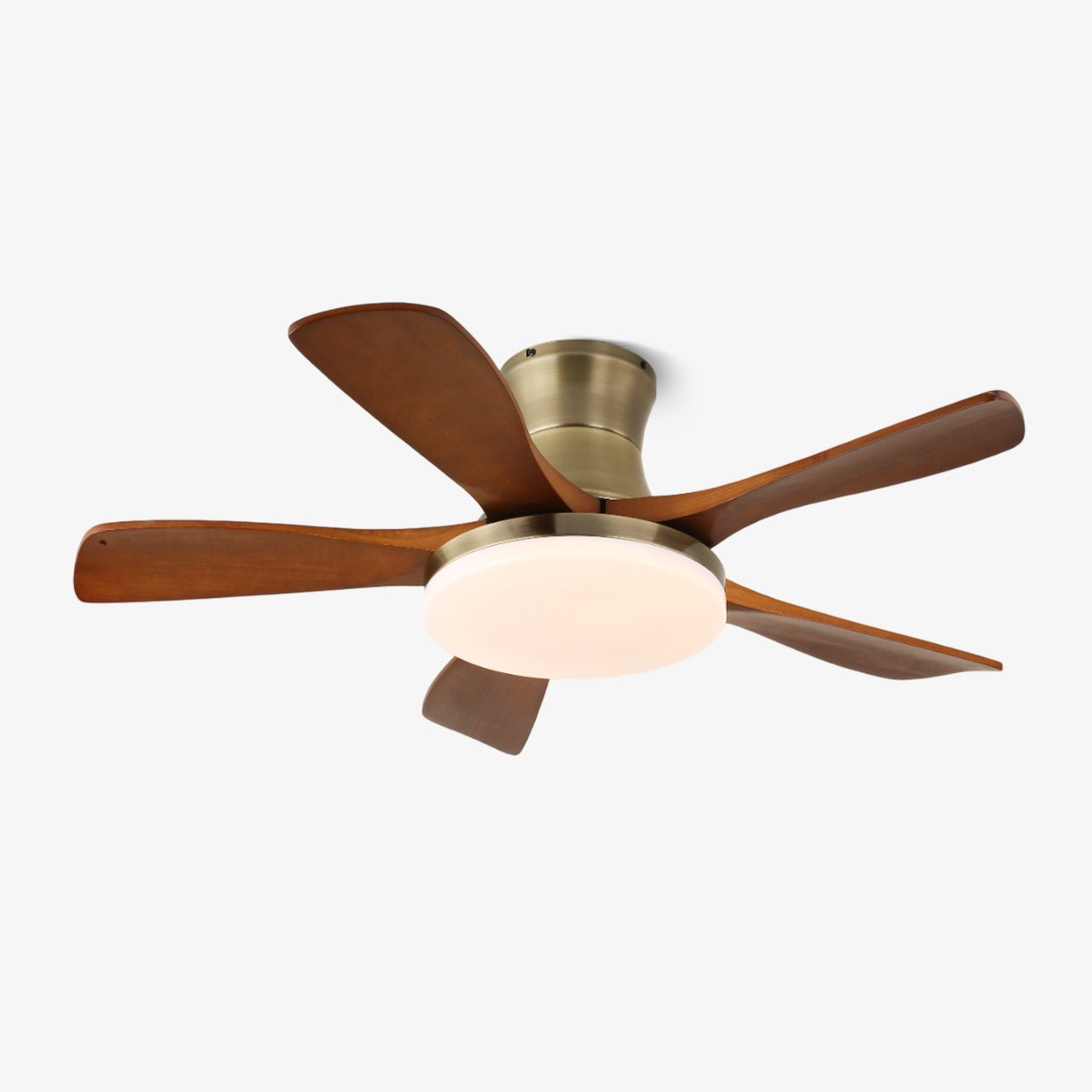 Ventilador de Techo Brevo con Luz, aspas de madera cálida y LED integrado, iluminando un espacio de vida moderno.