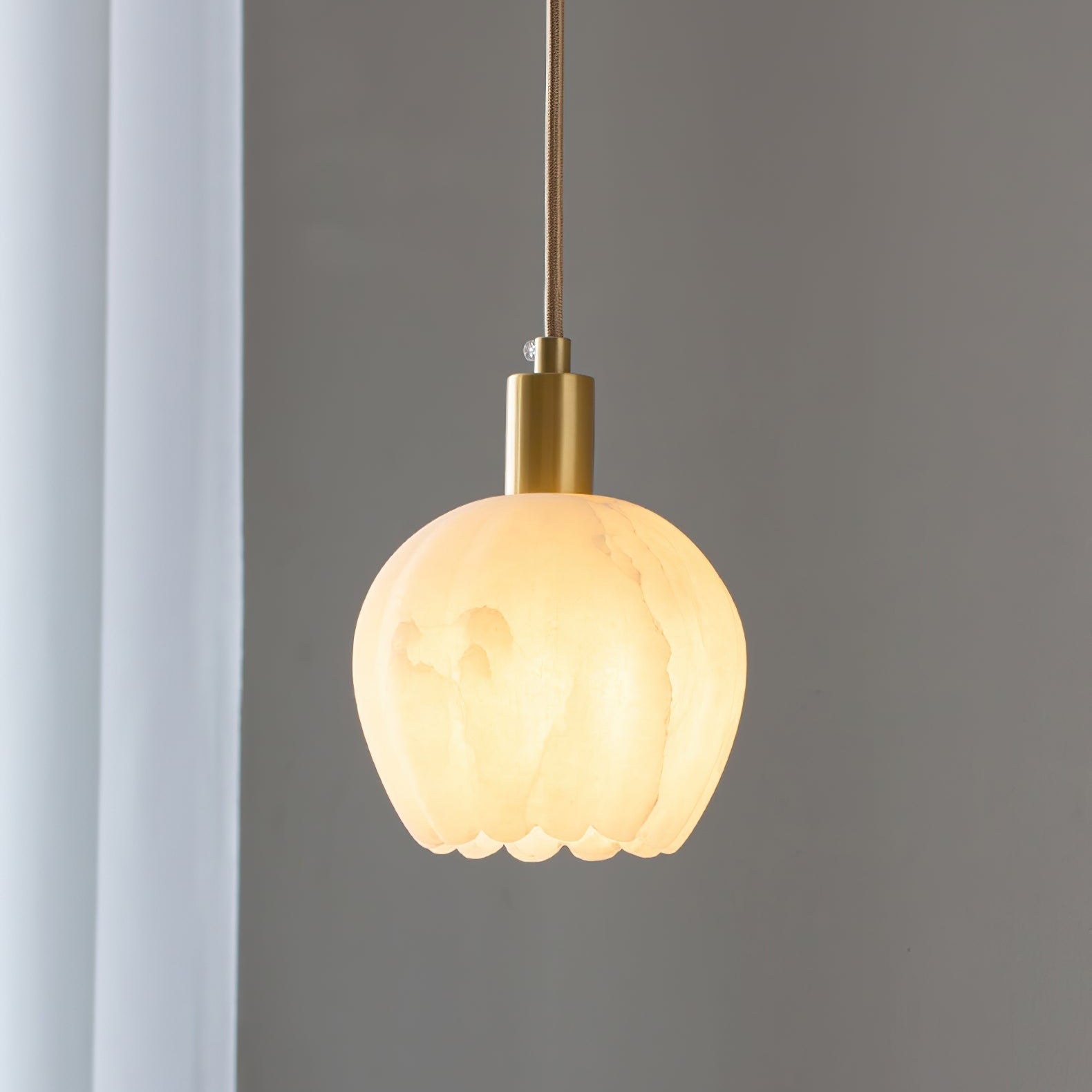 Ritta Pendant Light Flower-shaped Alabaster