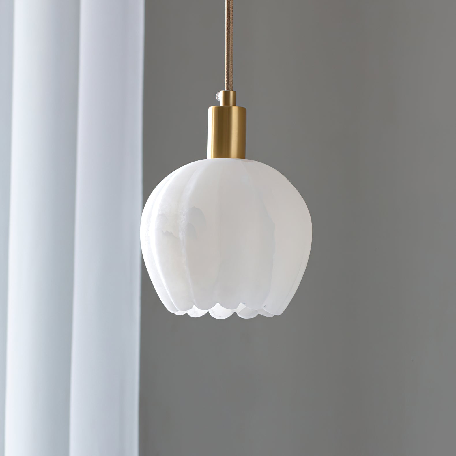 Ritta Pendant Light Flower-shaped Alabaster