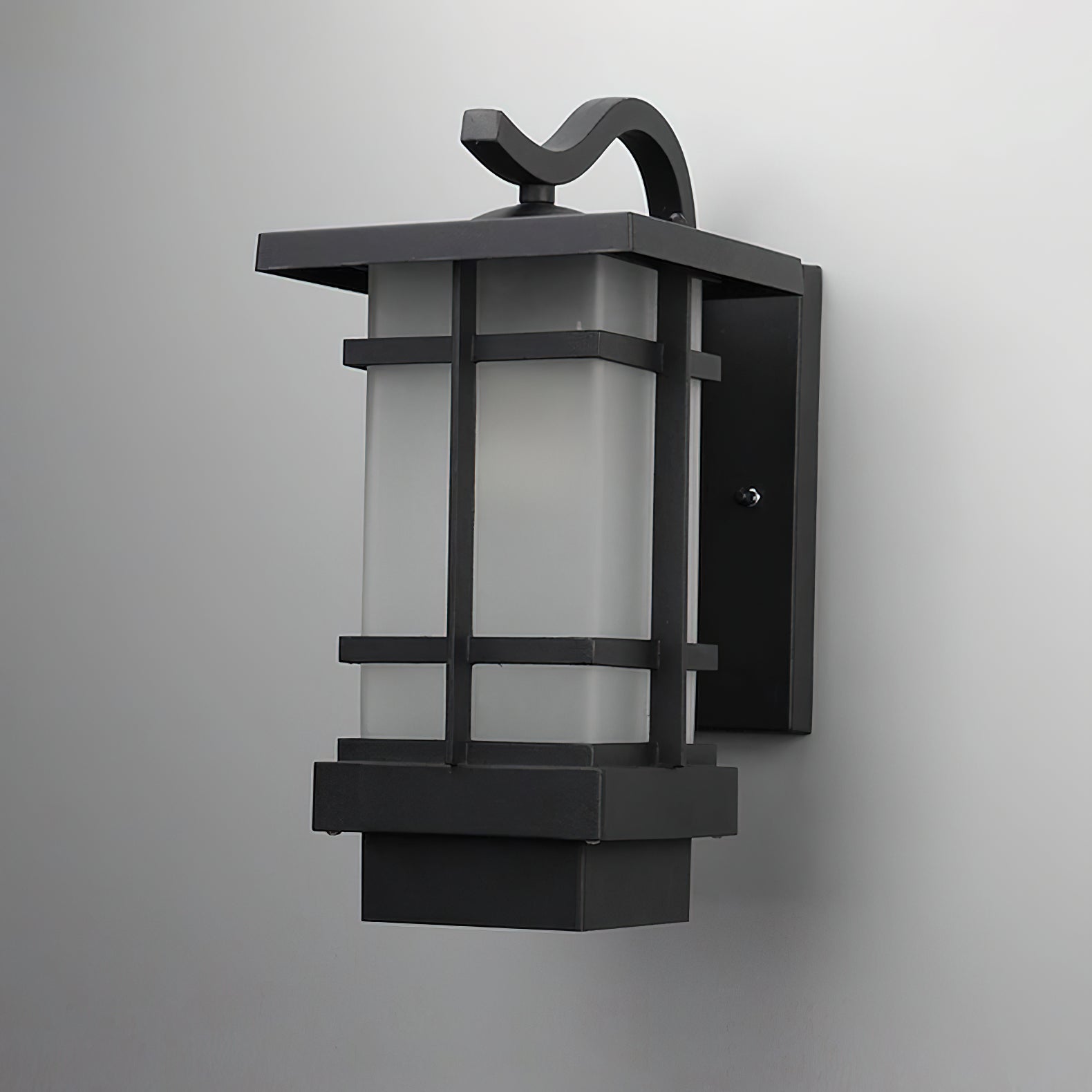 Madison Lantern Outdoor Wall Lamp - Letslighting