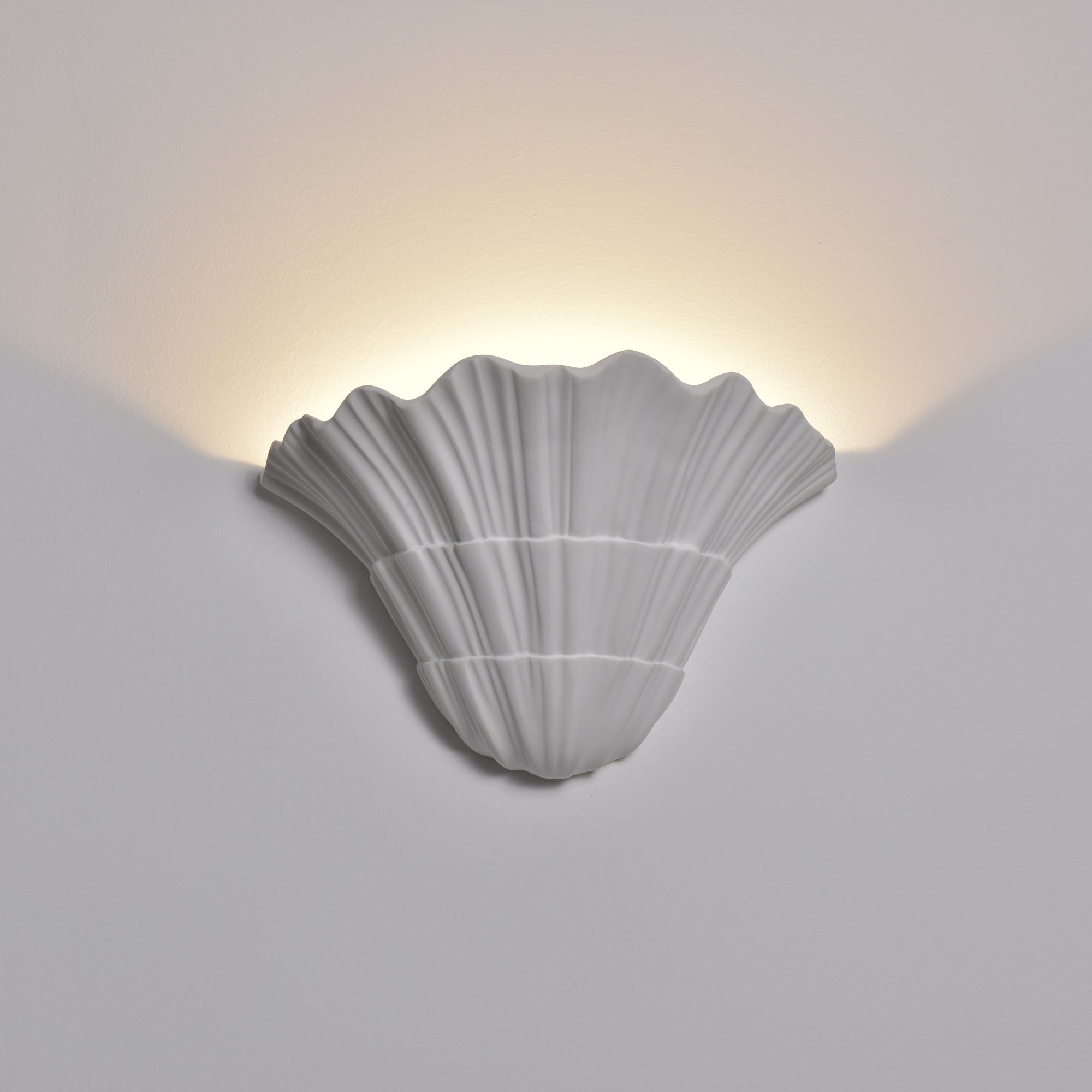 Lydia Modern Metal Wall Light - Letslighting