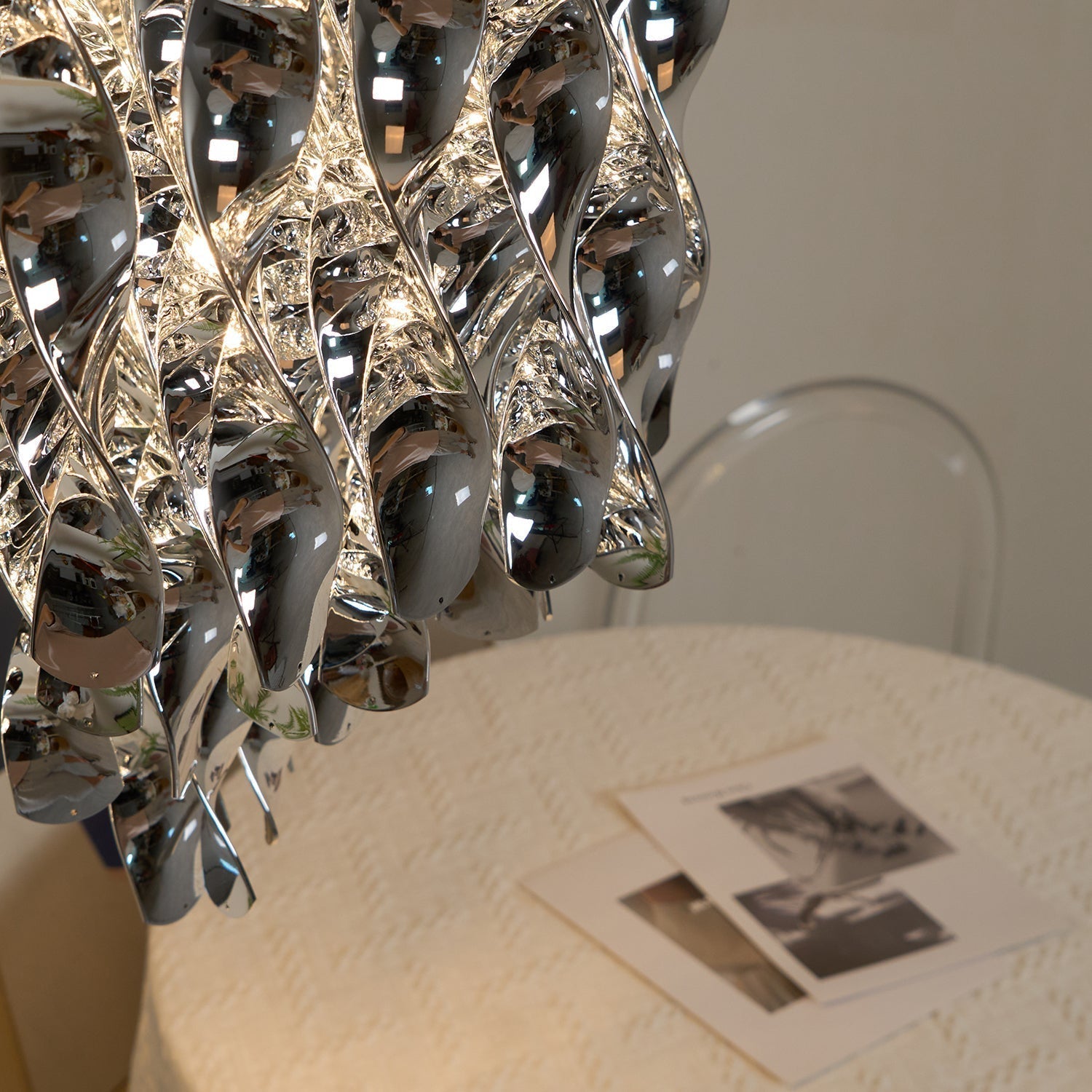 Isoran Luxe Acrylic Chandelier - Letslighting