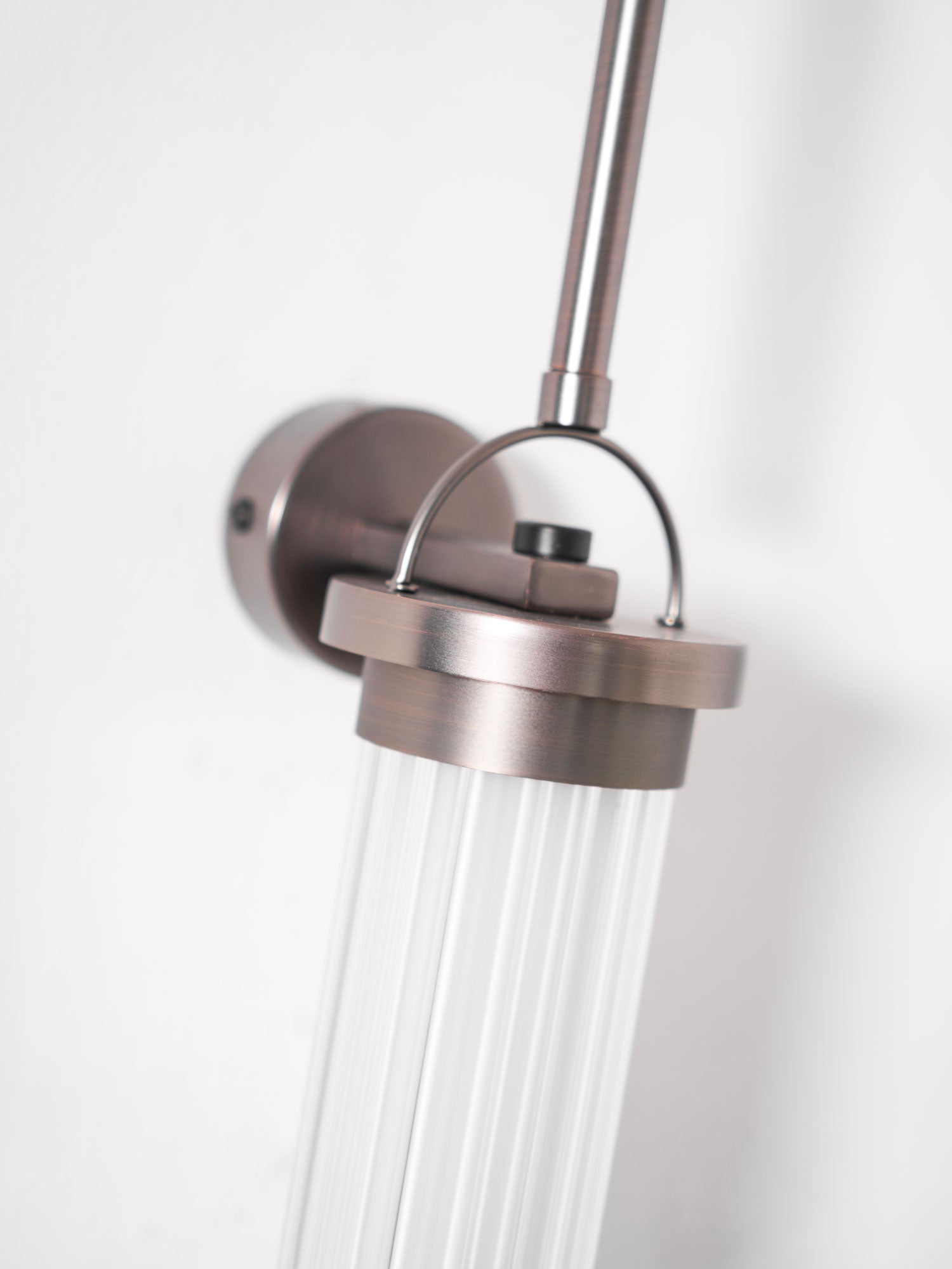 Meridian Vertical Wall Sconce - Letslighting