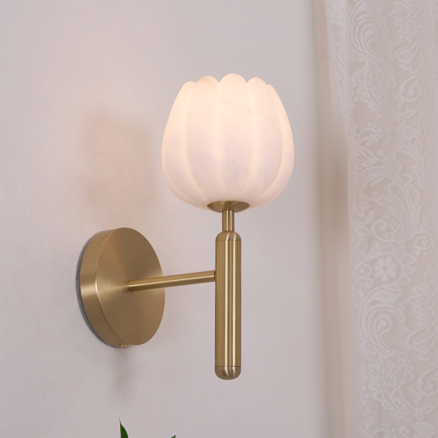 Valentina Alabaster Flowers Wall Lamp
