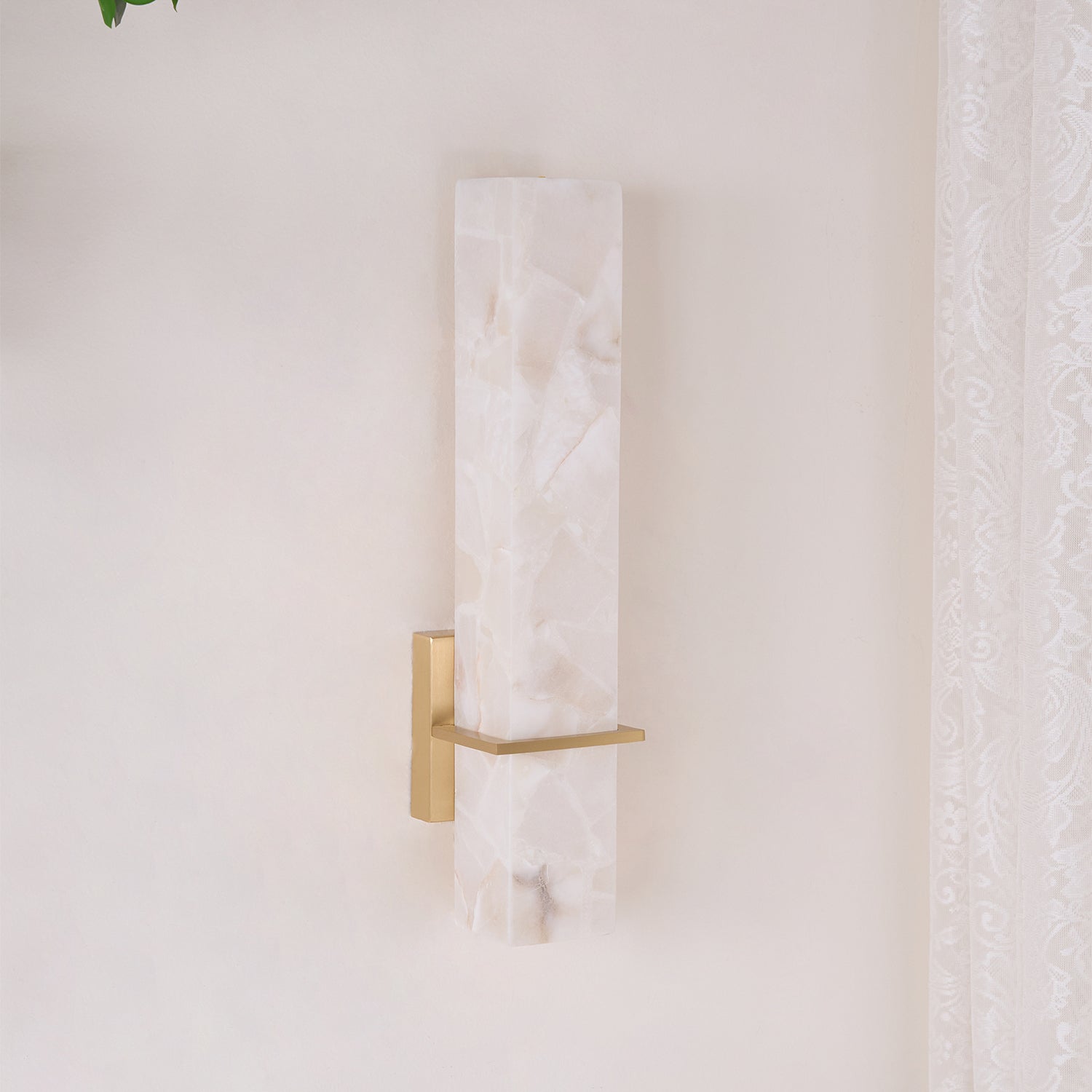 Ritta Wall Lamp White Alabaster Brass Modern Cuboid