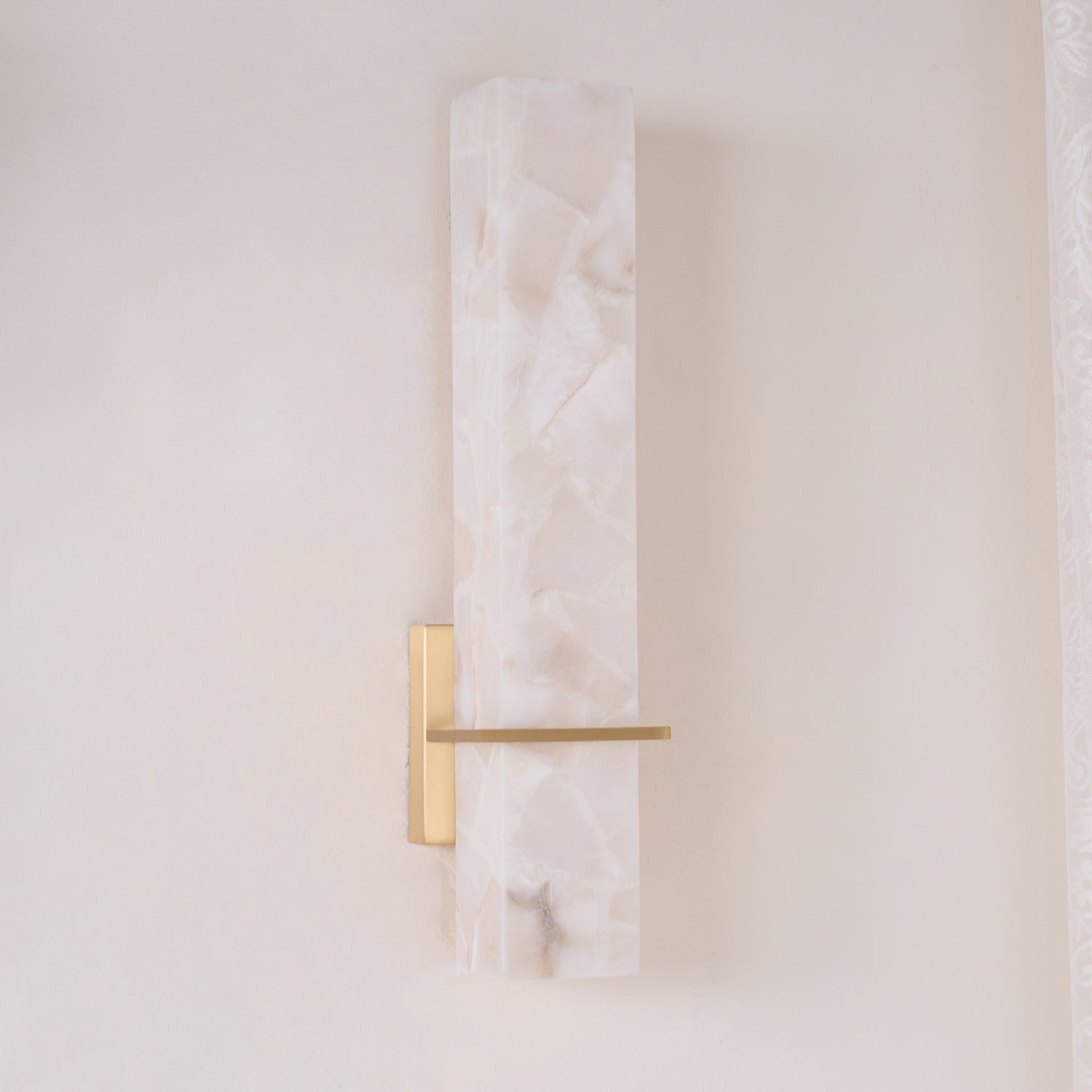 Luste Alabaster Wall Sconce Brass Band Shape - Letslighting