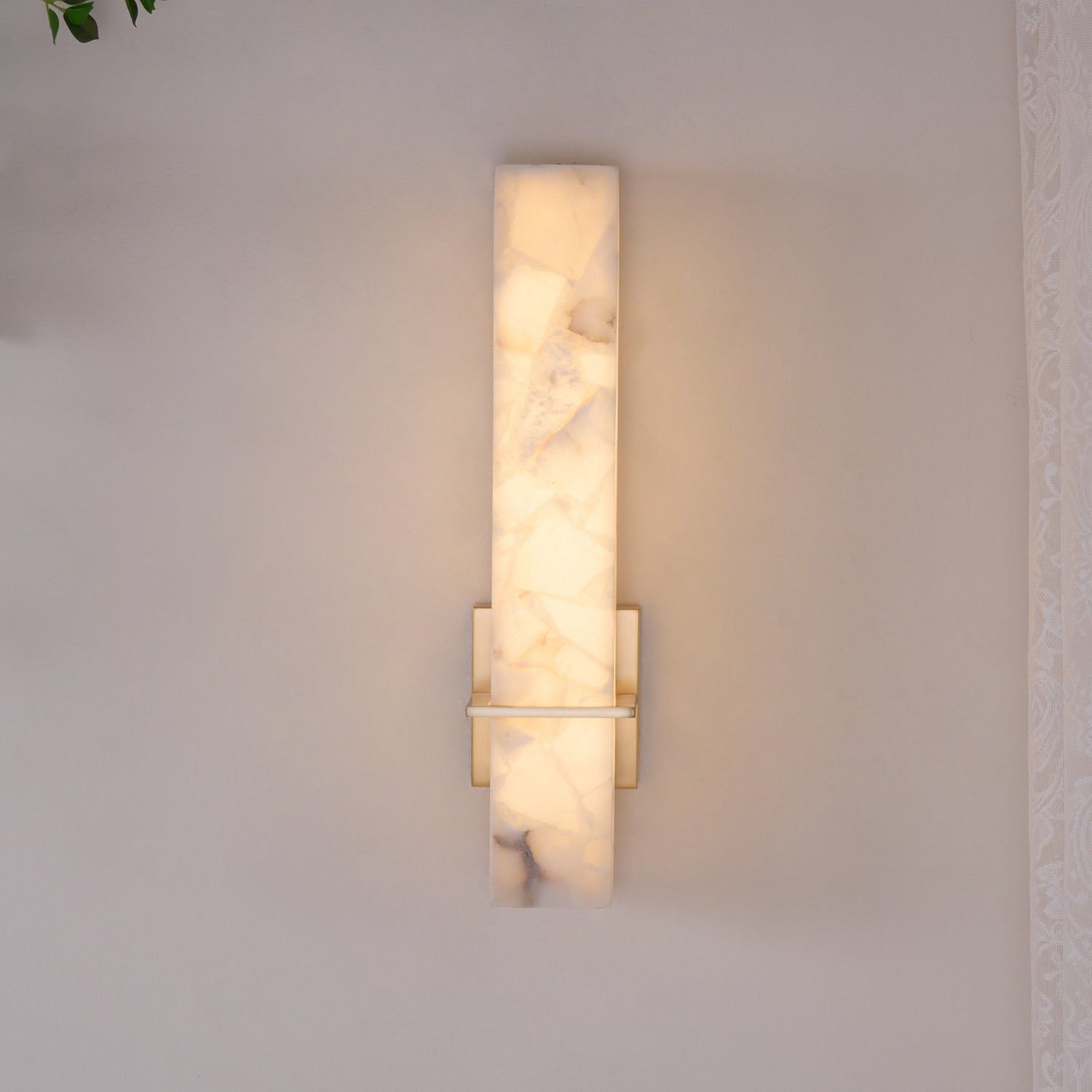 Ritta Wall Lamp White Alabaster Brass Modern Cuboid