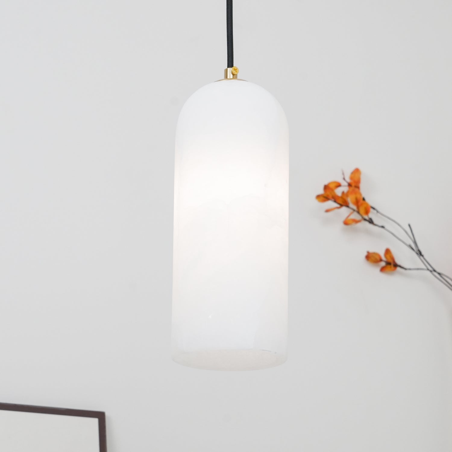 Zashayra Cylindrical Alabaster Pendant Light - Letslighting