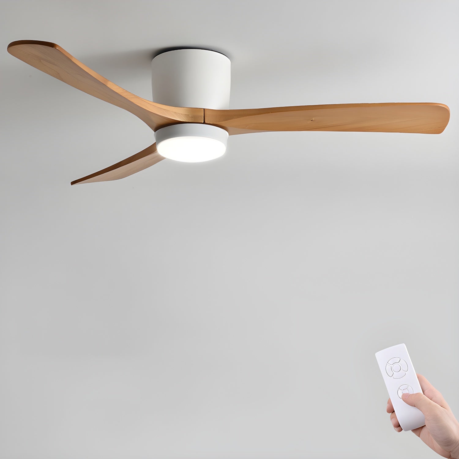 Ventilador de Techo Moderno de Madera Elena con Luz