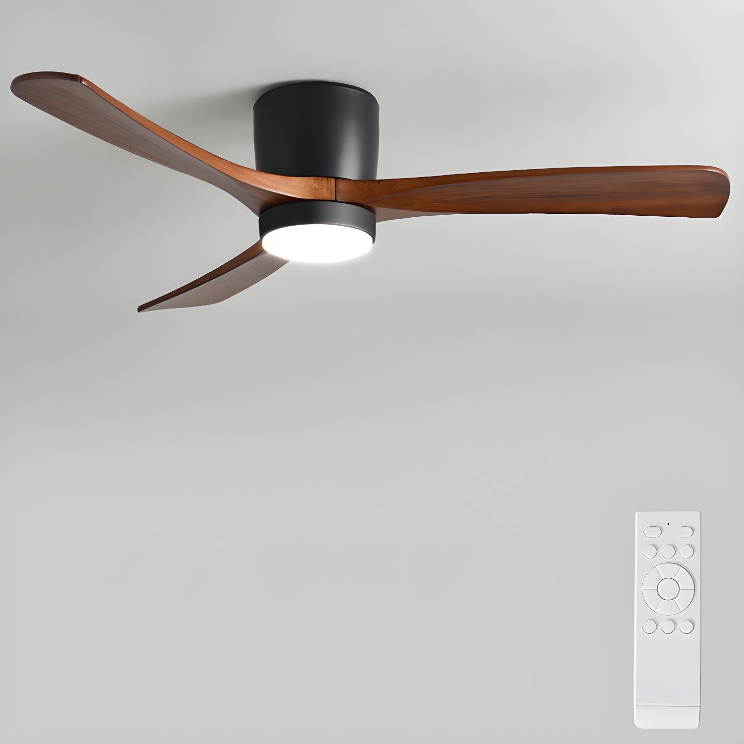 Detalle de las aspas de madera de sicomoro del Ventilador de Techo Ezra Nórdico