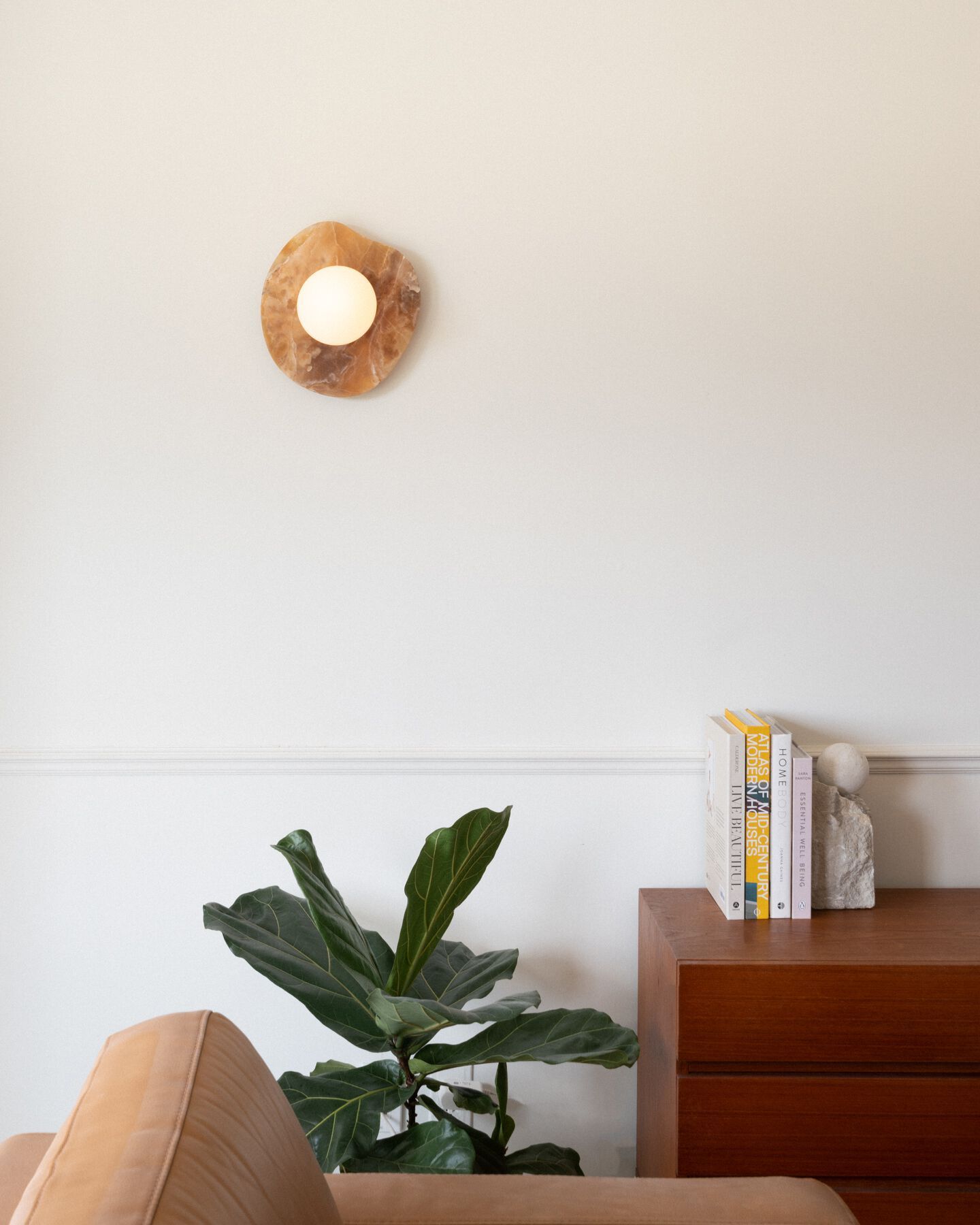 Lyvyneth Modern Minimalist Onyx Nopal Wall Lamp - Lamp Copper