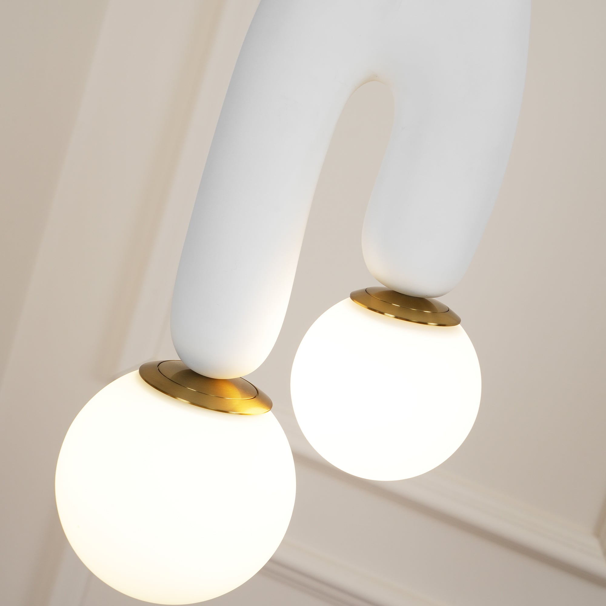 Oo Smooth Pendant Light - Letslighting
