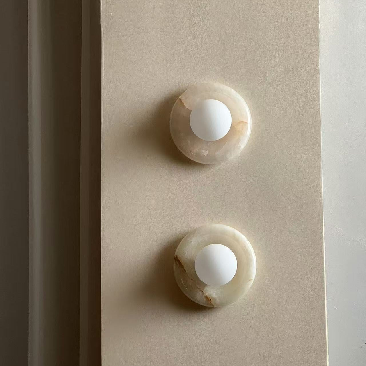 Avi Aplique de Pared Interior de Mármol