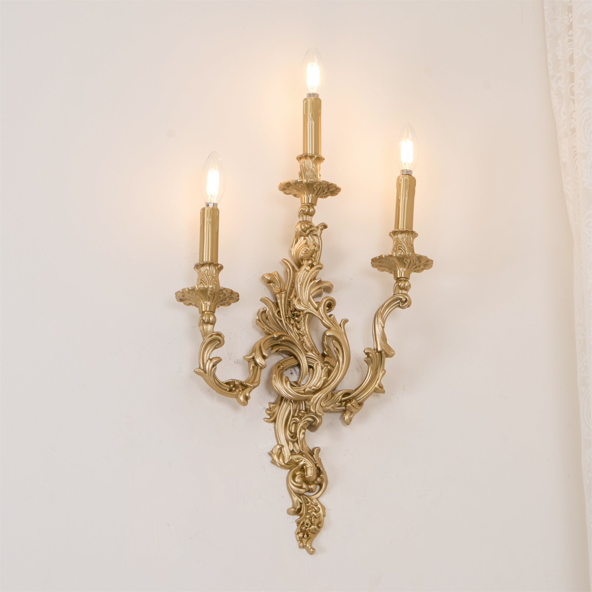 Apollo Palace Wall Light