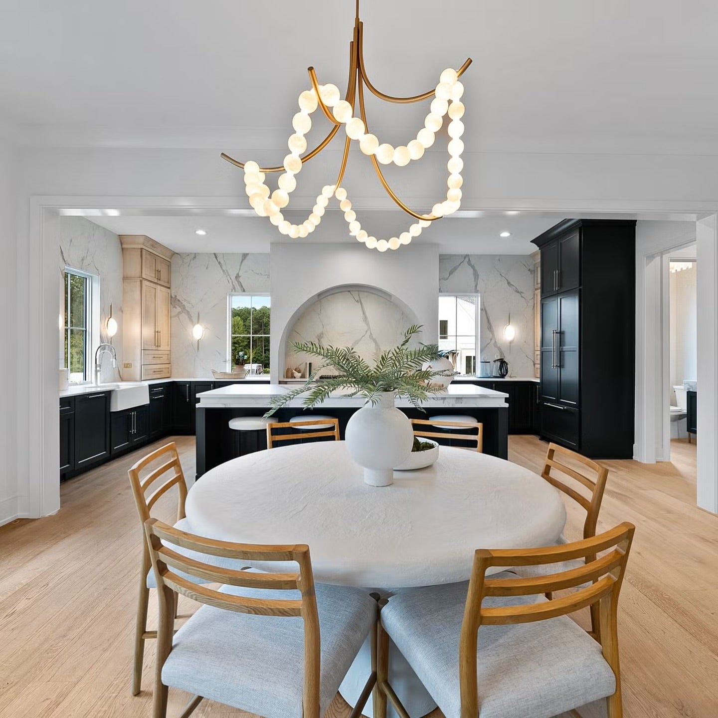 Zavenarae Premium Nordic Art Nickel Alabaster Chandelier - Lamp Copper