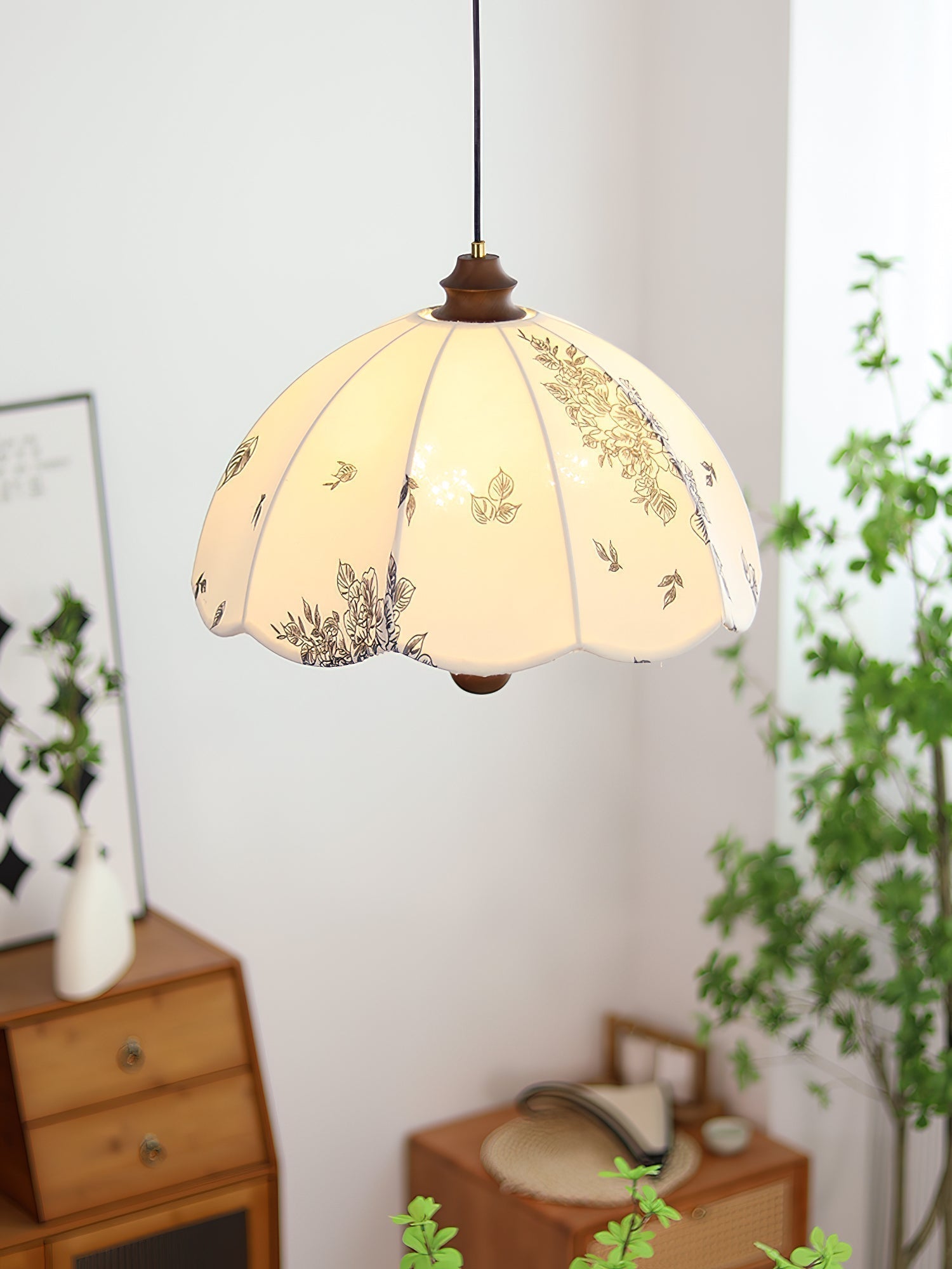 Petal Whisper Pendant Lamp - Letslighting