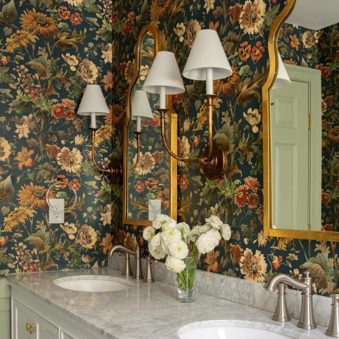 Silva Lámpara de Pared Vintage de Tela con Brazo de Negro/Blanco/Látón