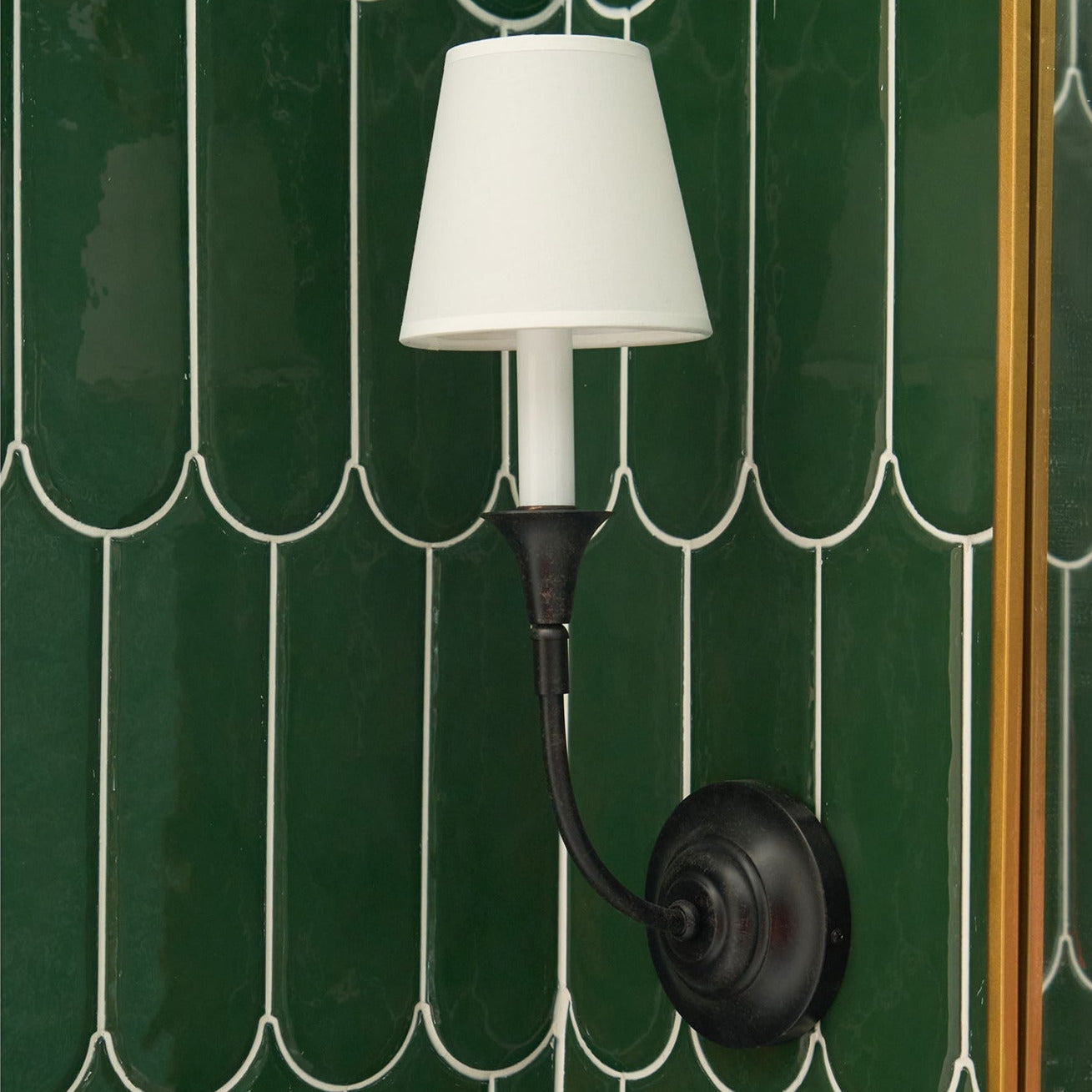 Silva Lámpara de Pared Vintage de Tela con Brazo de Negro/Blanco/Látón