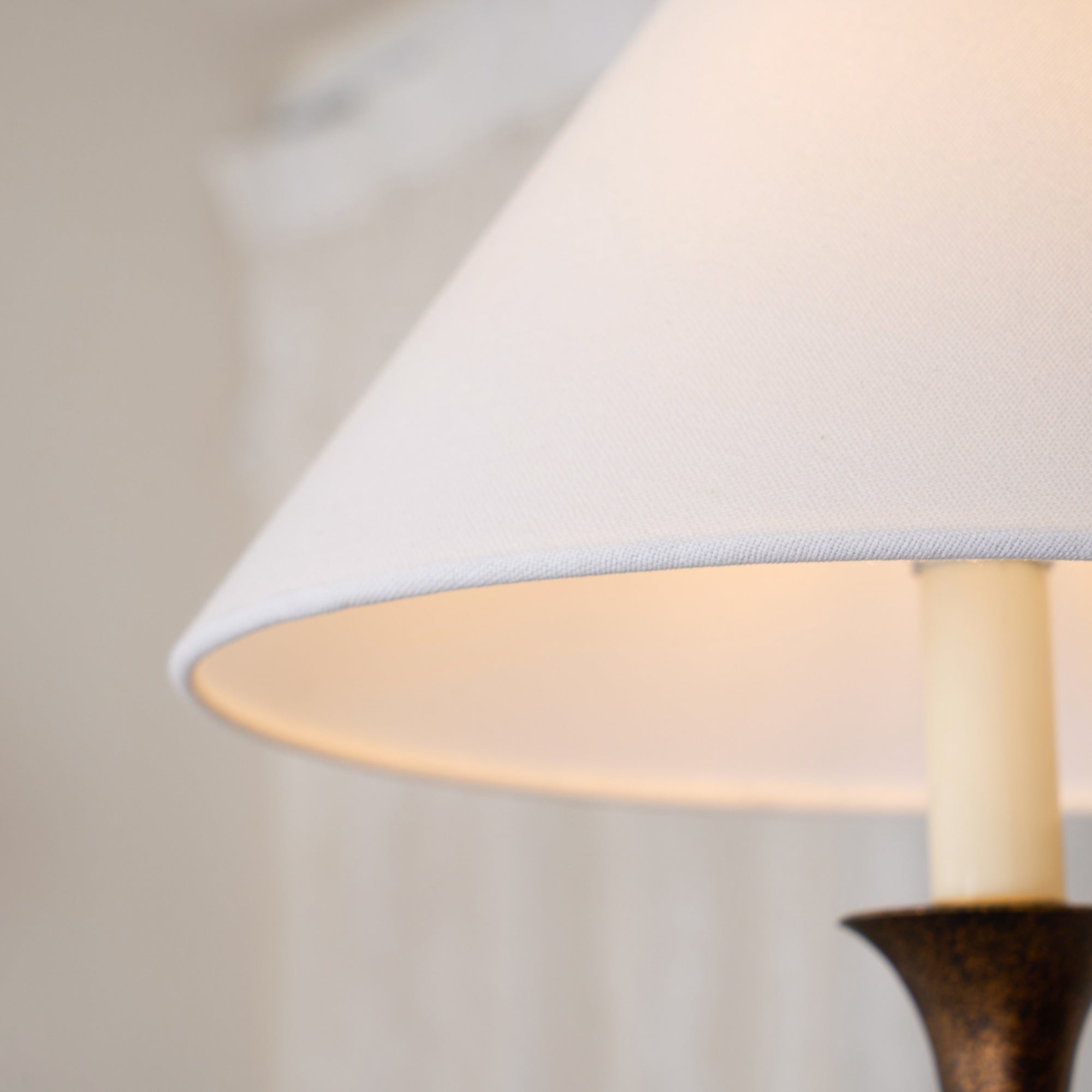 Aera Modern Minimalist Linear Antique Brass Fabric Chandelier - Lamp Copper