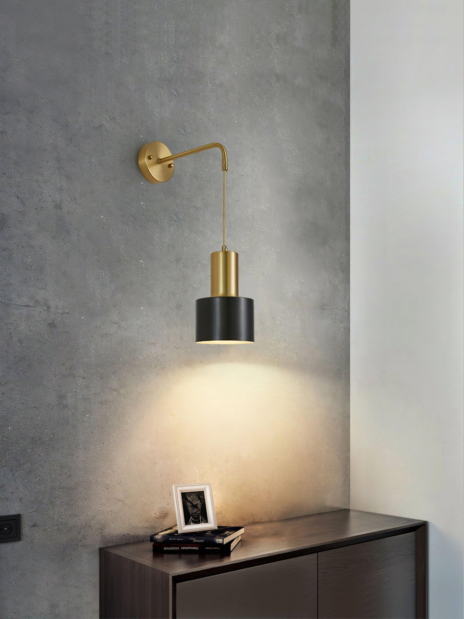Ezra Minimalist Metal Wall Lamp - Letslighting