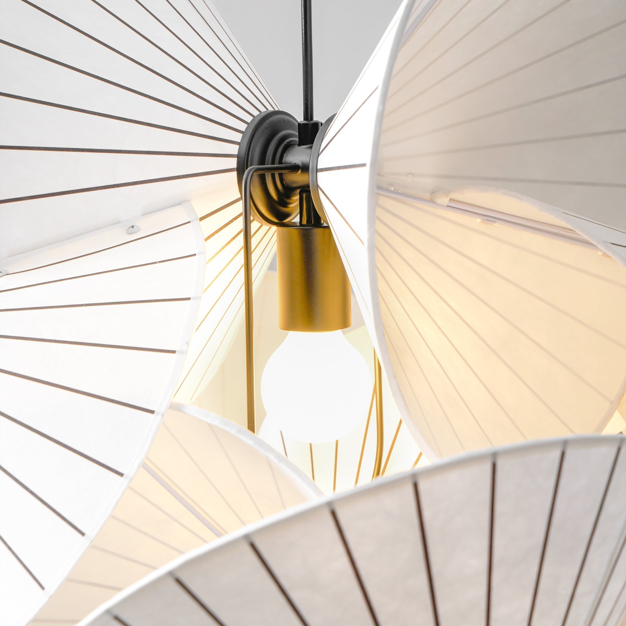 Zerinarae Individual Creativity Metal Fabric Pendant Light - Lamp Copper