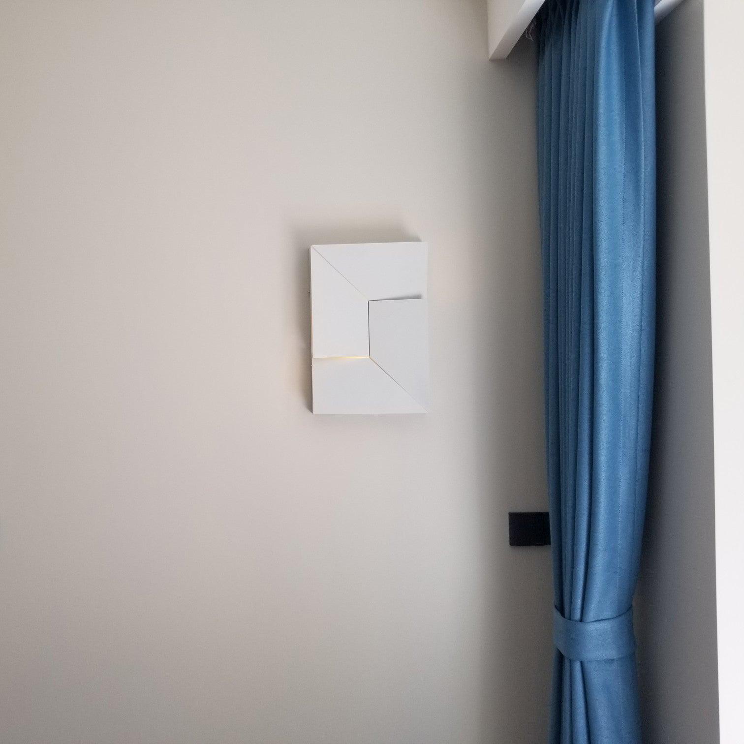 Shadows Grand Sconce - Letslighting