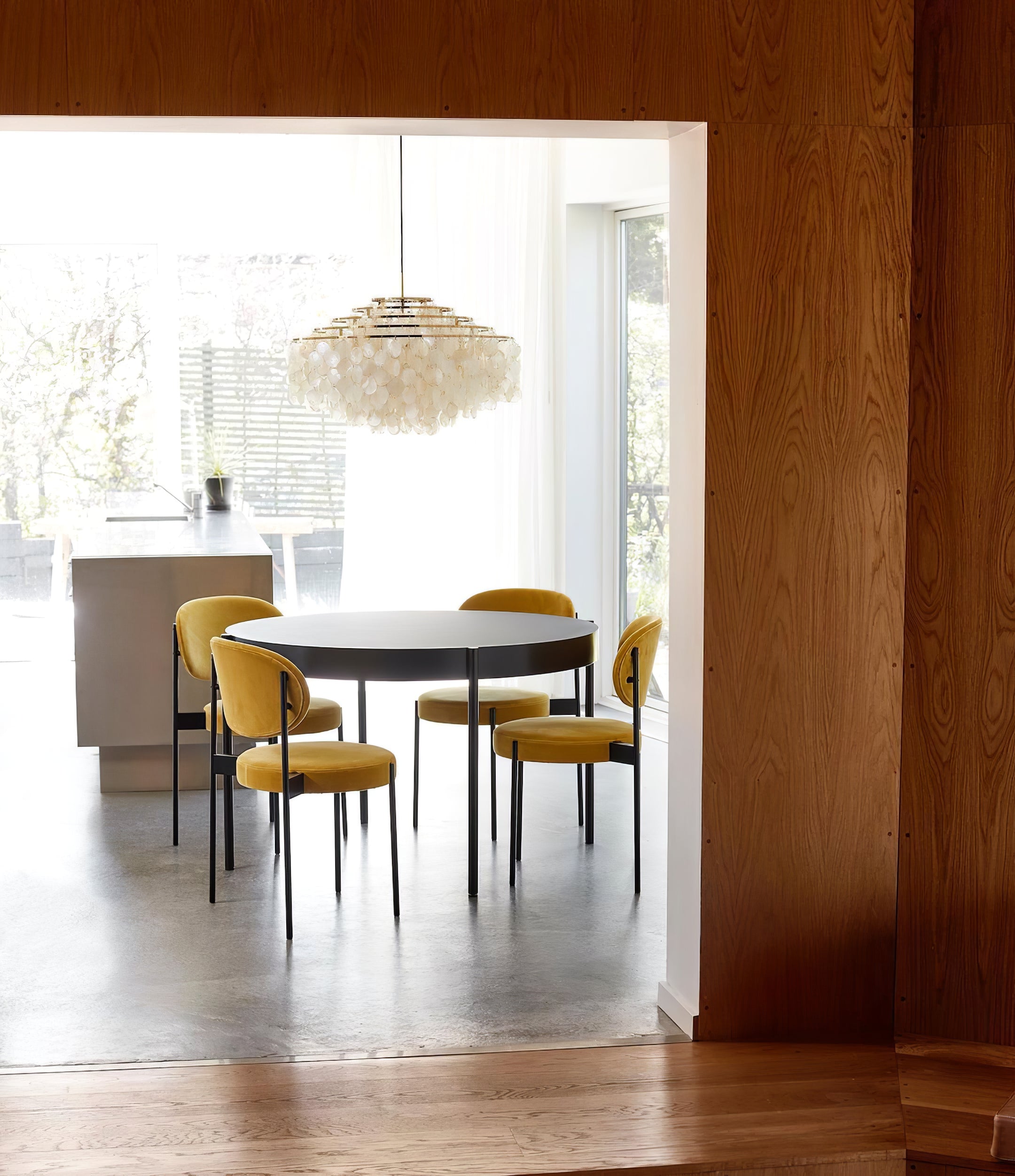 Round Shell Chandelier - Letslighting