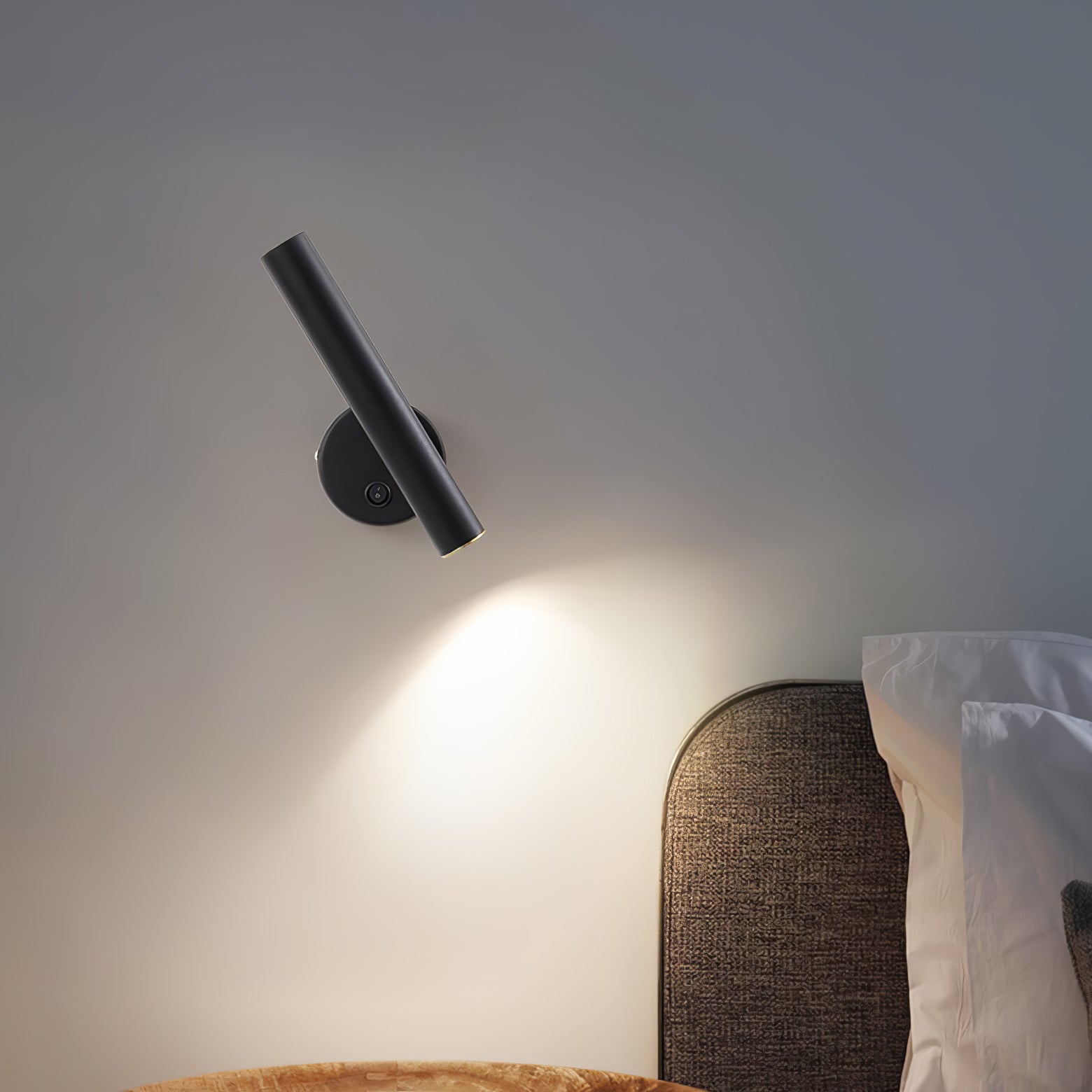 Slender Adjustable Wall Lamp - Letslighting