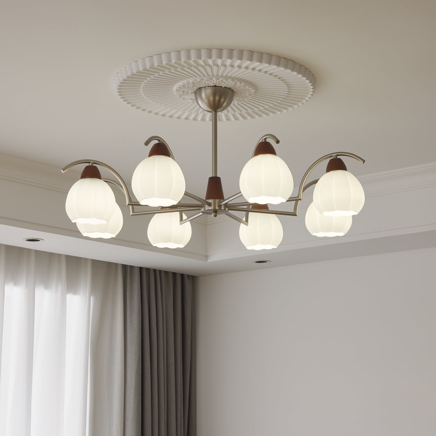 Soluna Bloom Chandelier - Letslighting