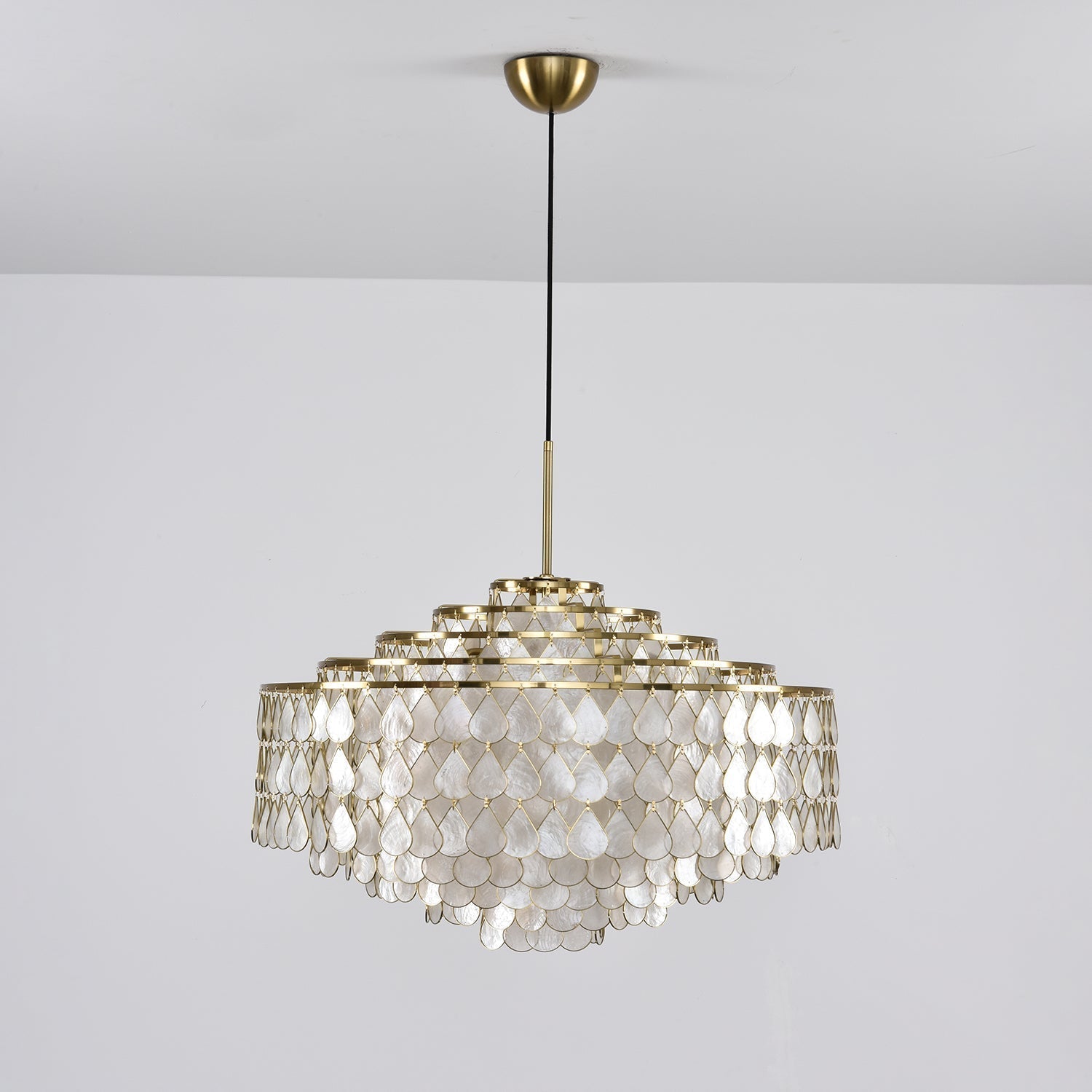 Teardrops Shell Chandelier - Letslighting