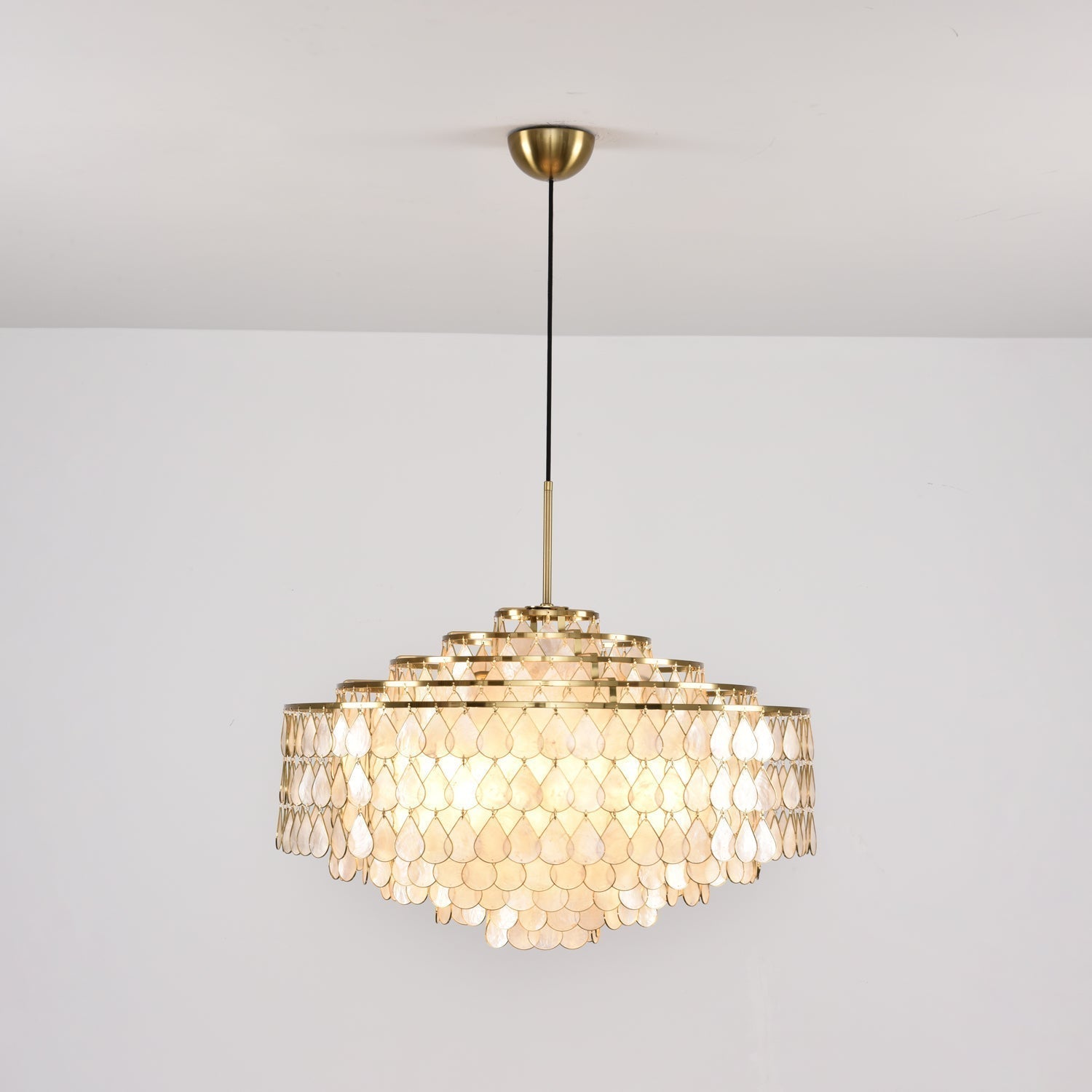Teardrops Shell Chandelier - Letslighting