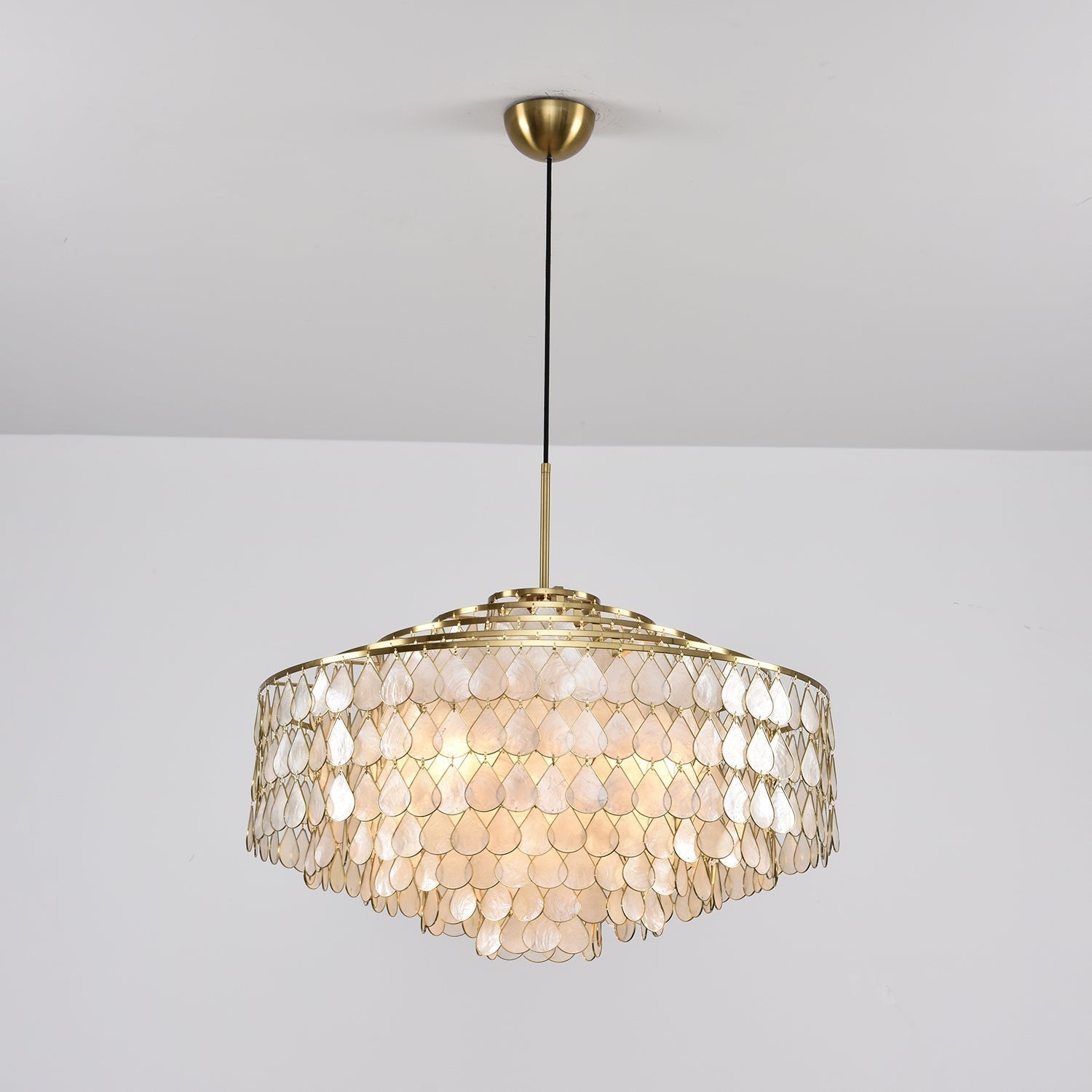 Teardrops Shell Chandelier - Letslighting