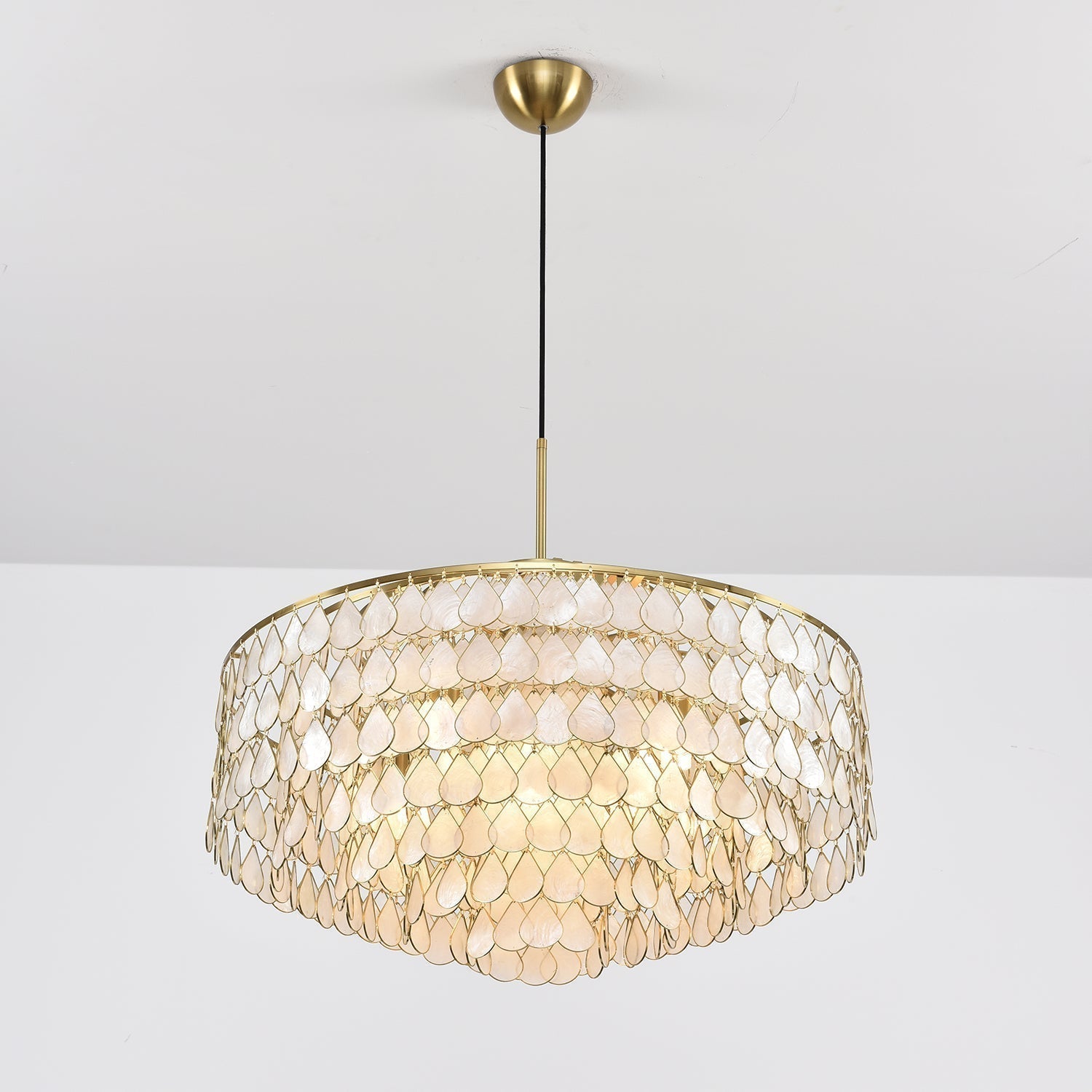 Teardrops Shell Chandelier - Letslighting