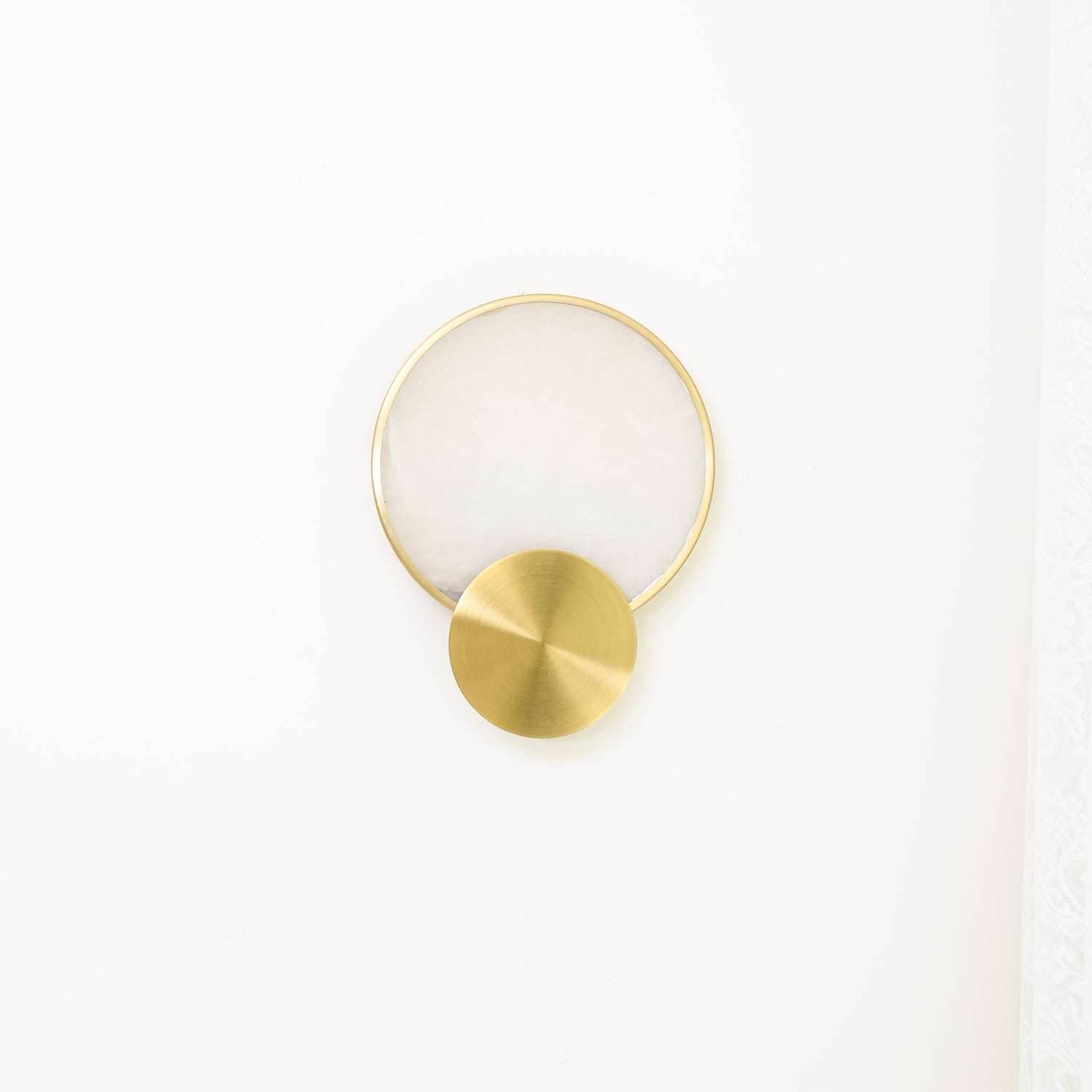 Myvelarae Circular Alabaster Wall Light - Letslighting