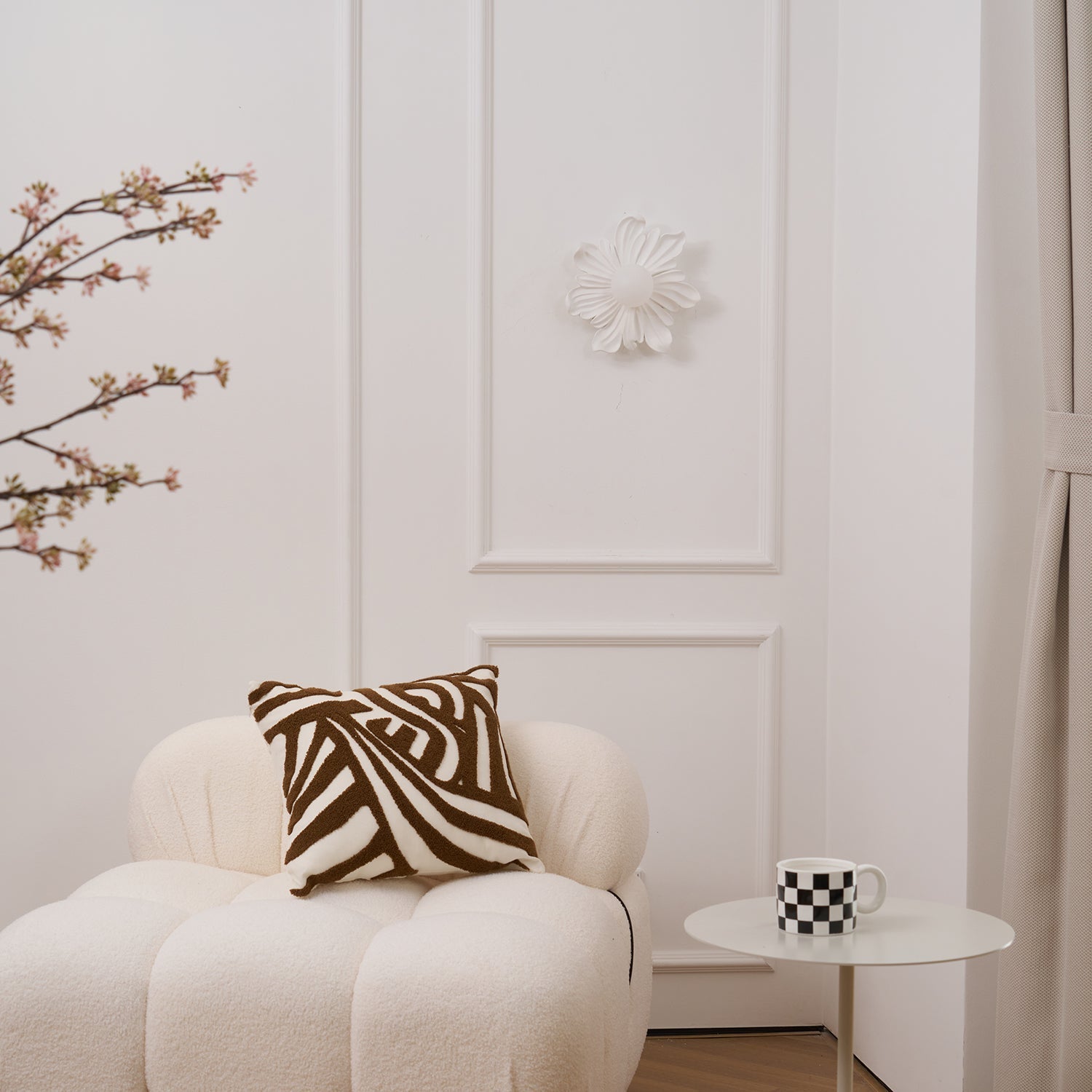 Tina Flower Wall Lamp - Letslighting