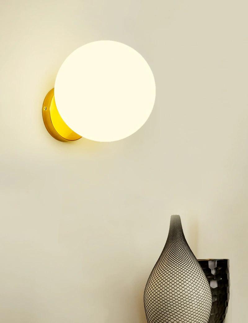 Tip of The Tongue Wall Lamp - Letslighting